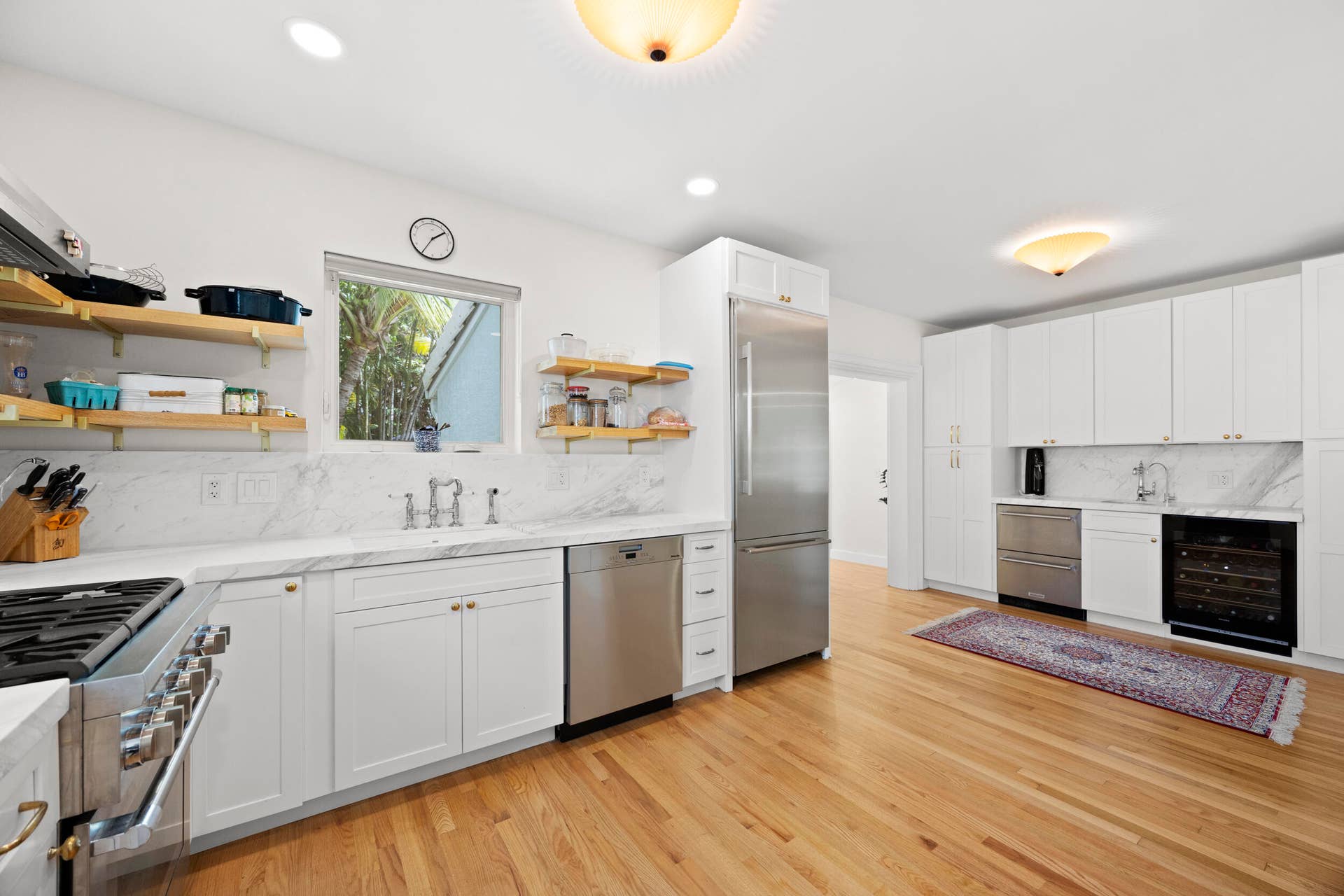 634 NE 17th Way, Fort Lauderdale, FL 33304 453a3382