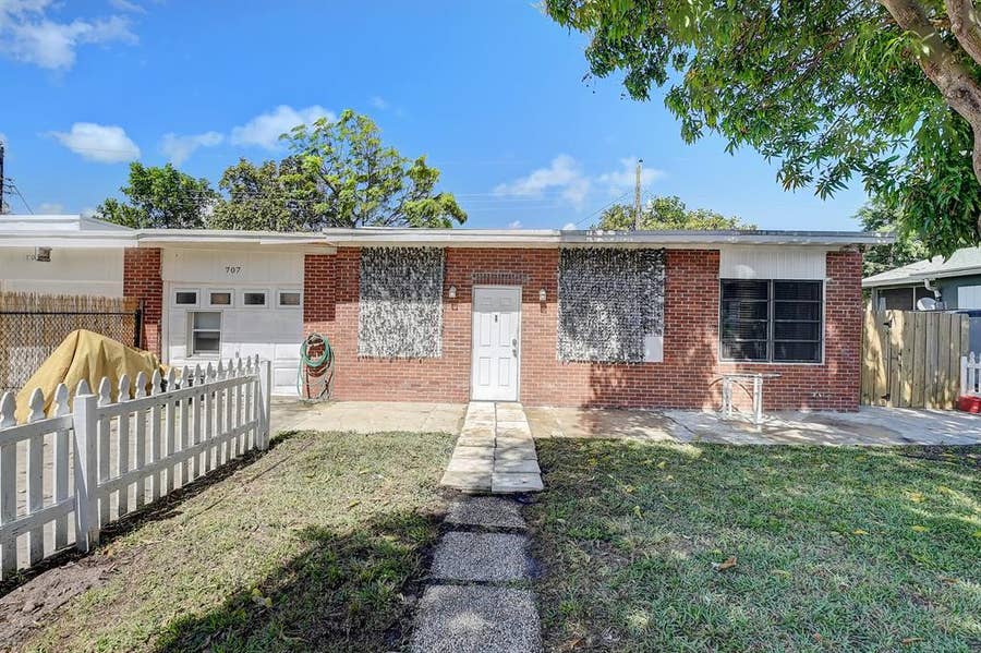 Property photo for 707 SW 9th Court, Delray Beach, FL