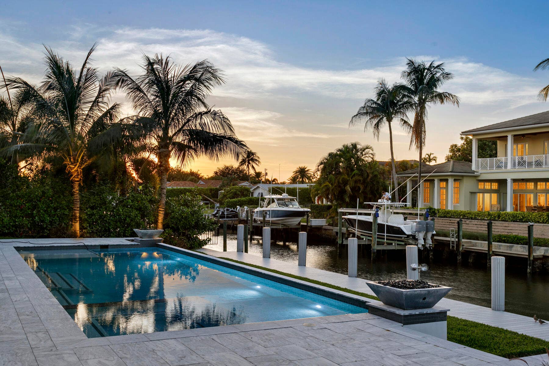 619 Riverside Road, North Palm Beach, FL 33408 619_RS_eve_01_MLS