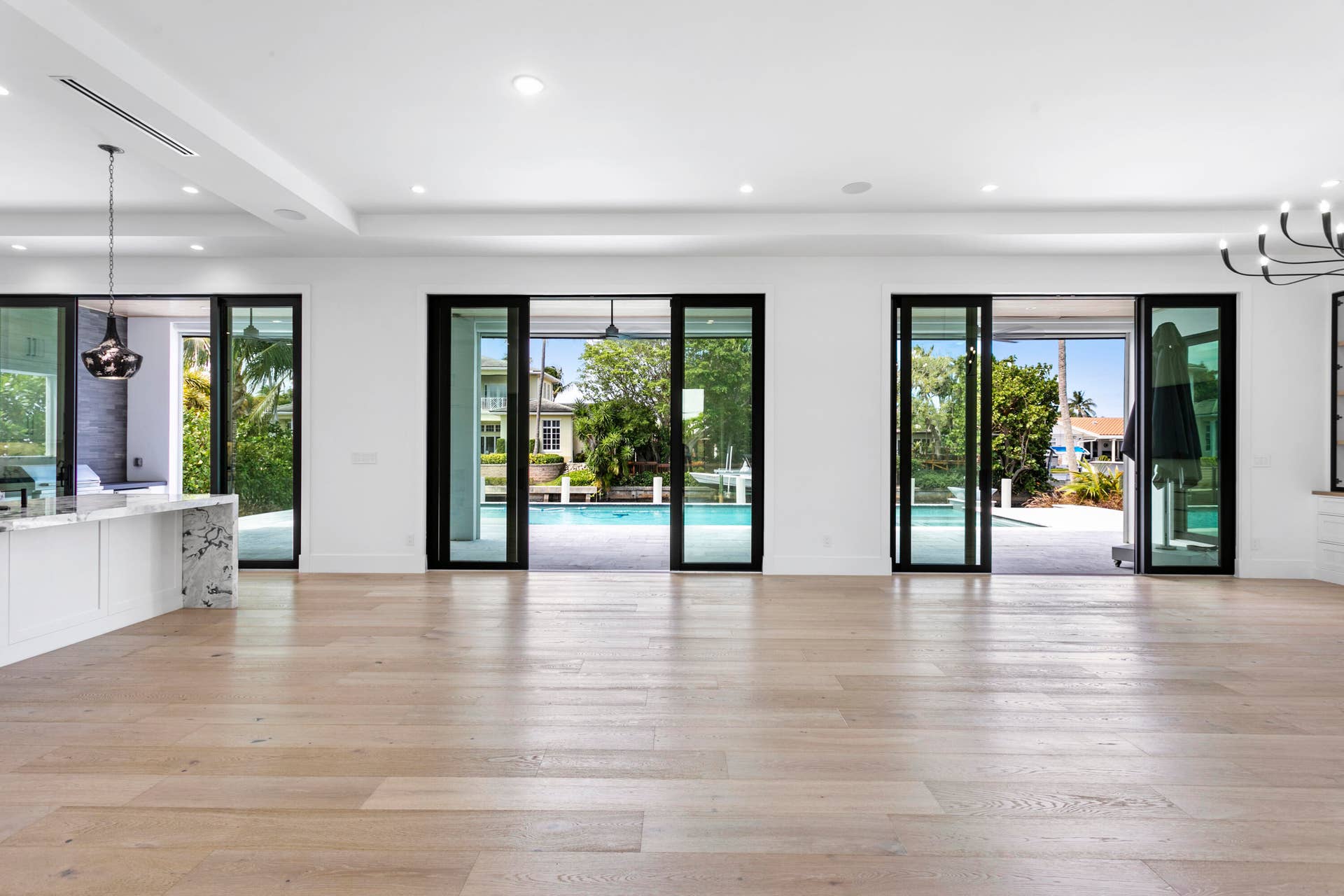 619 Riverside Road, North Palm Beach, FL 33408 Downstairs Open Floor Plan