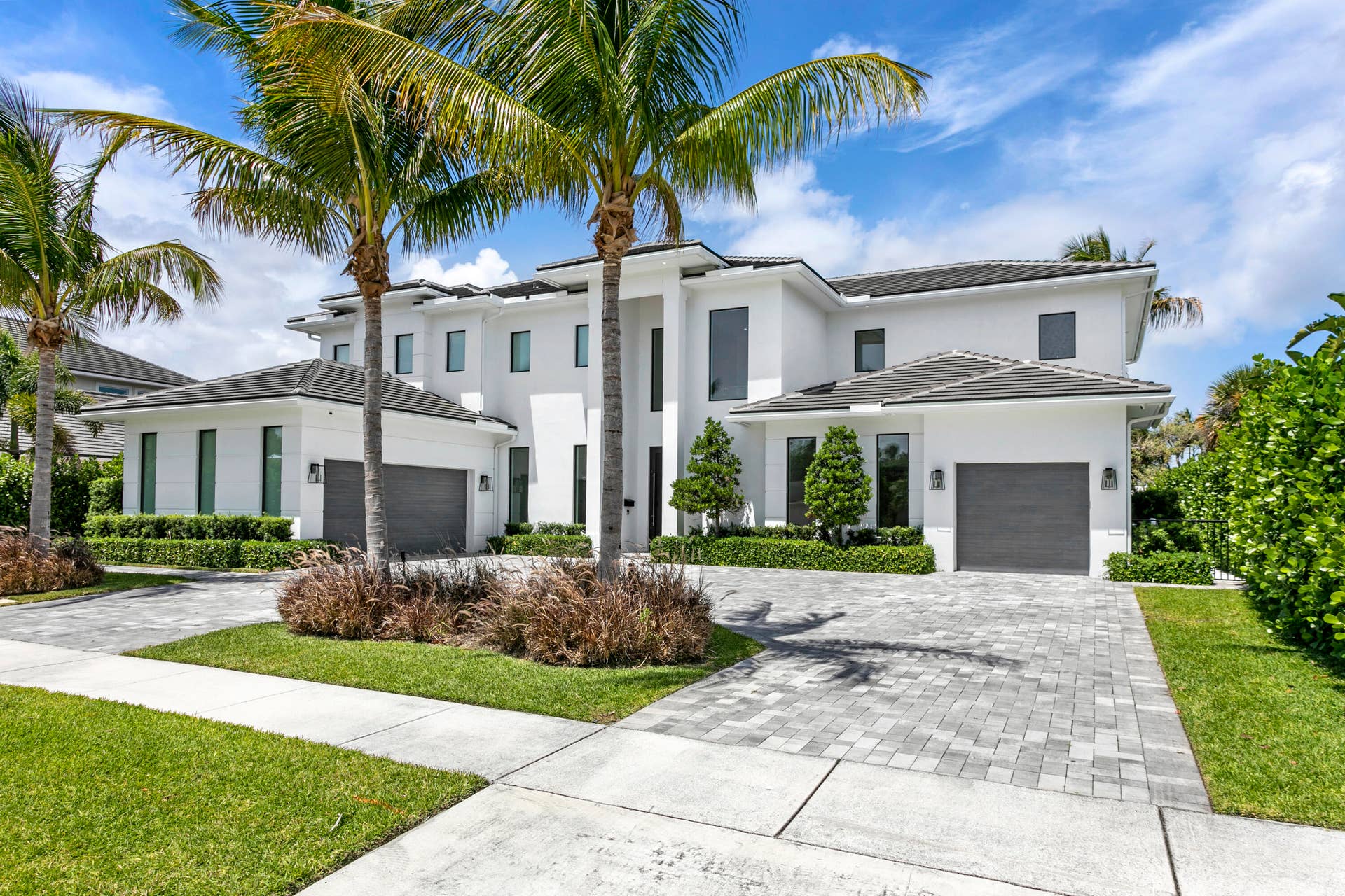 619 Riverside Road, North Palm Beach, FL 33408 Front