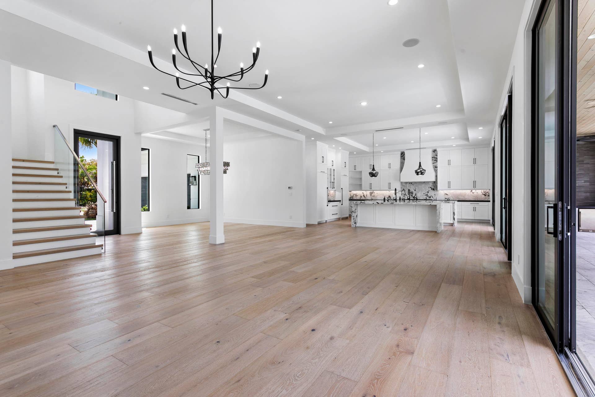619 Riverside Road, North Palm Beach, FL 33408 Downstairs Open Floor Plan