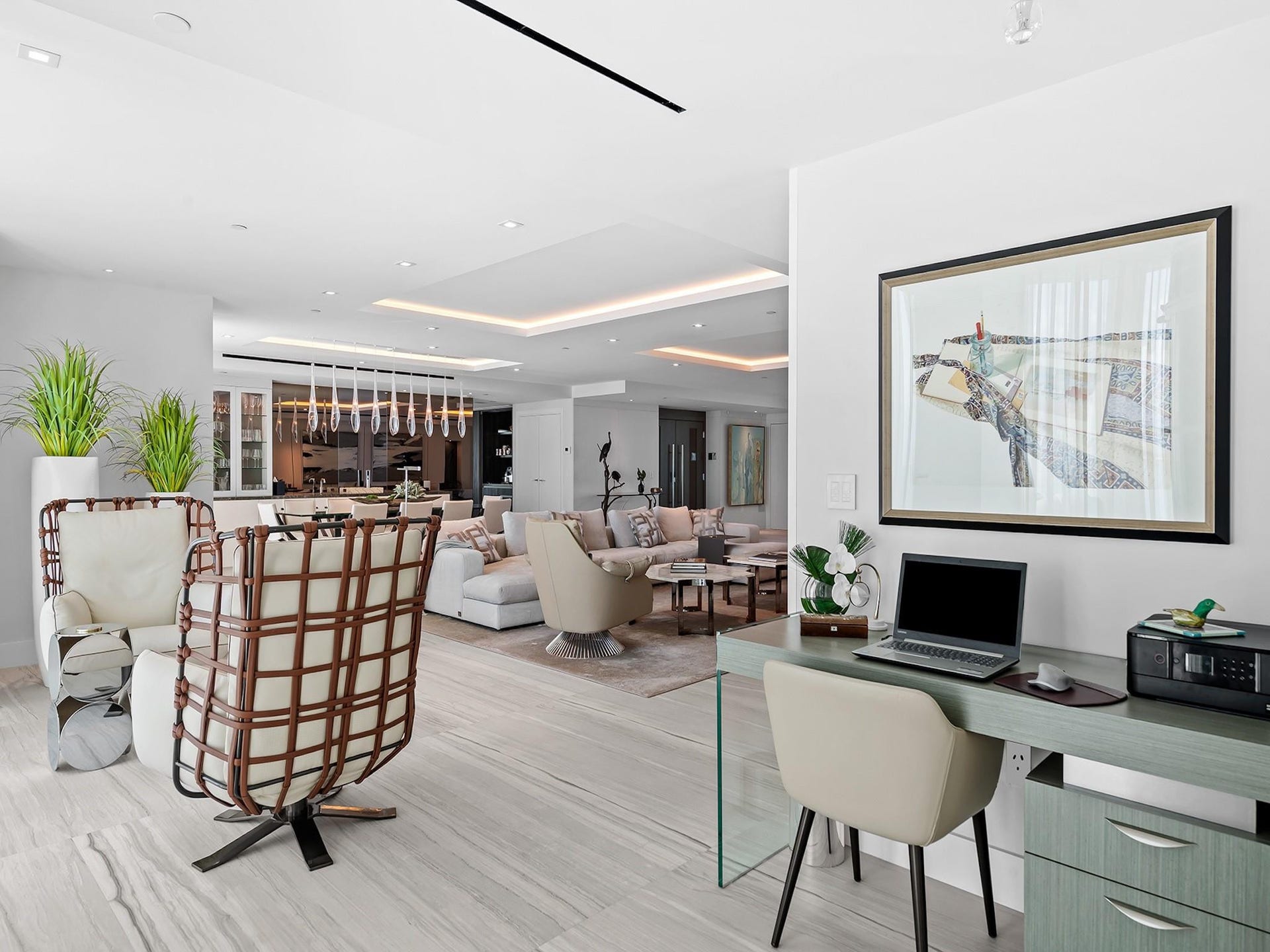 101 S Fort Lauderdale Beach Boulevard, #2905, Fort Lauderdale, FL 33316 Office Area
