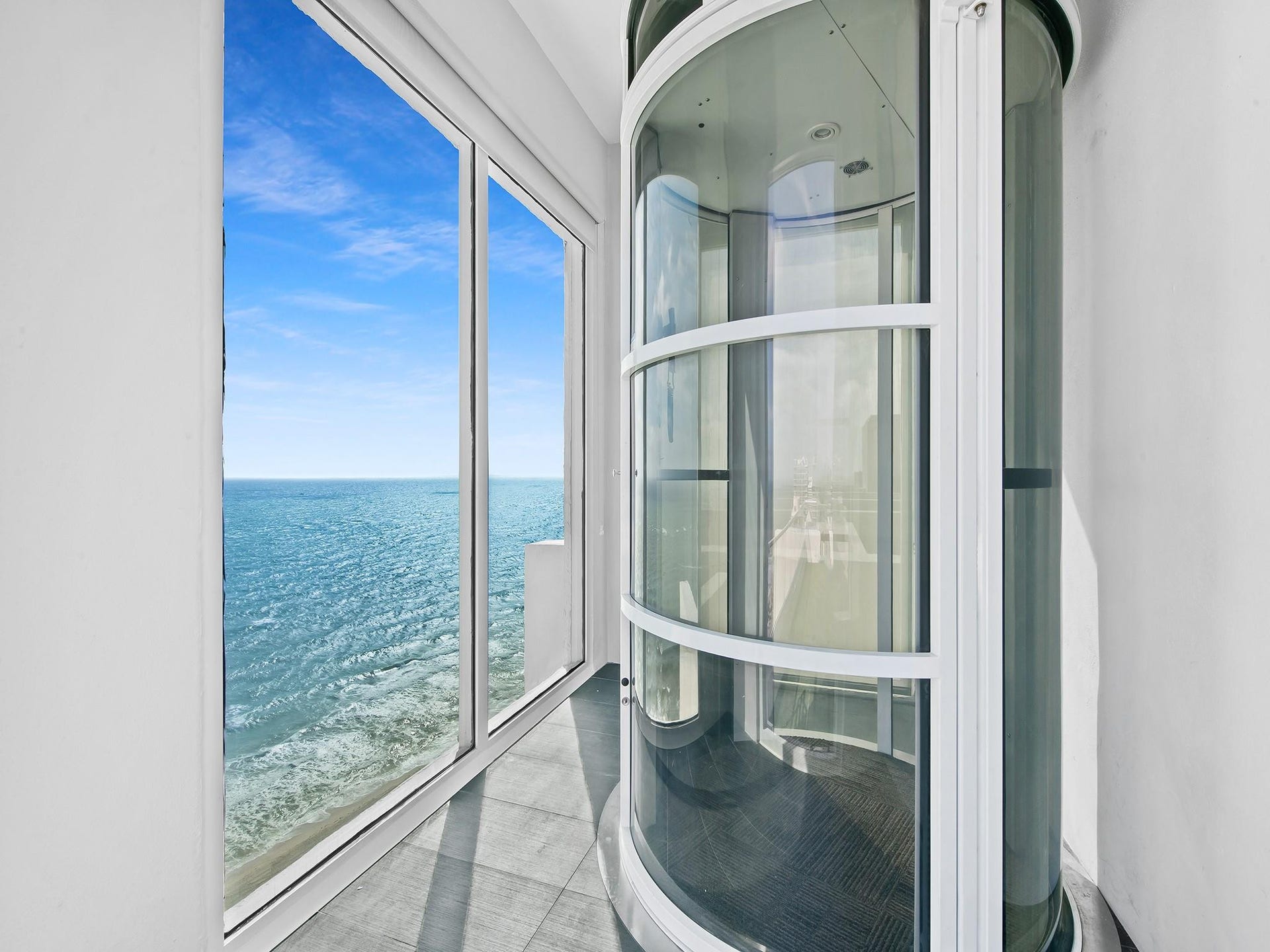 101 S Fort Lauderdale Beach Boulevard, #2905, Fort Lauderdale, FL 33316 Private Elevator
