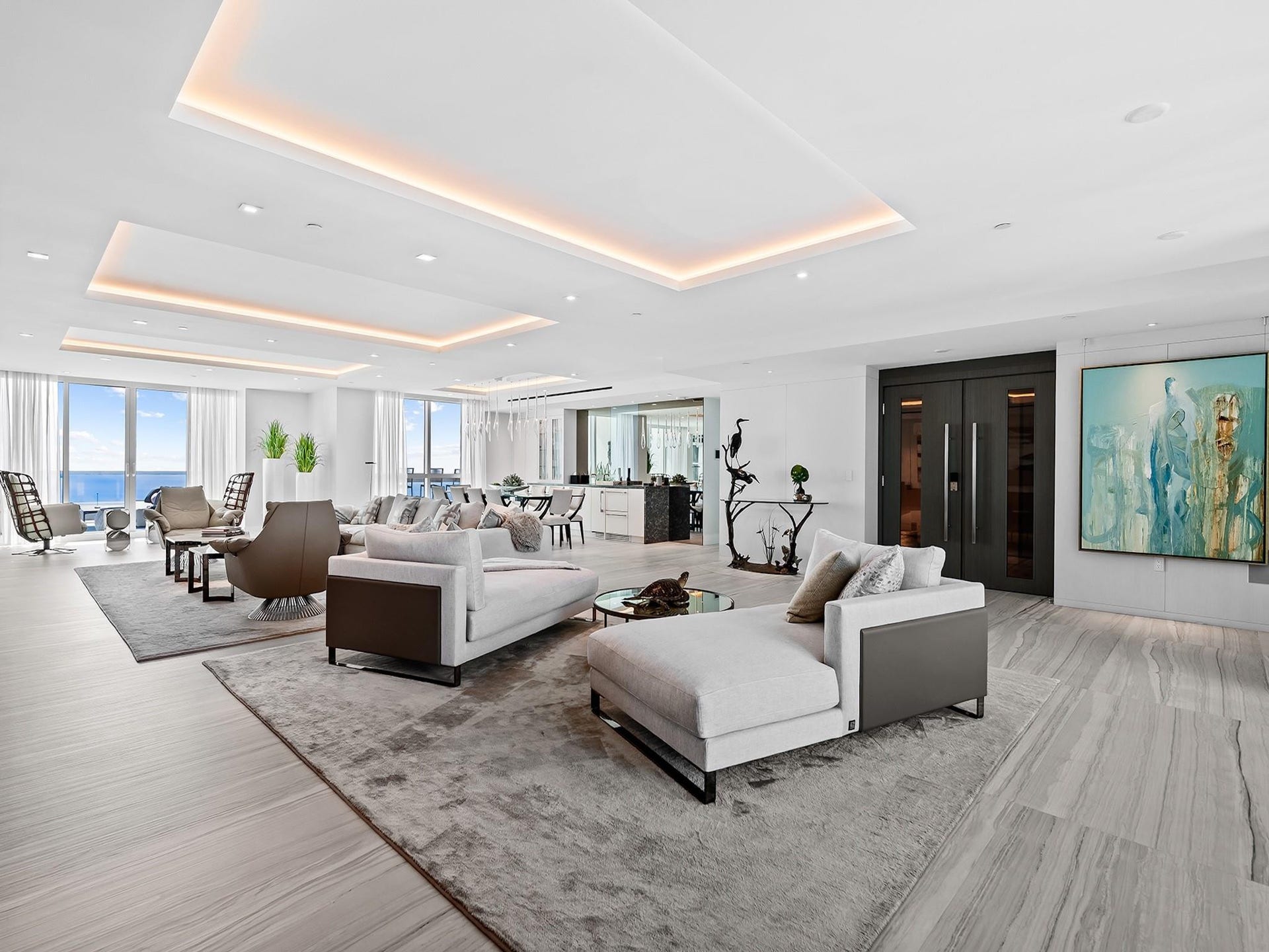 101 S Fort Lauderdale Beach Boulevard, #2905, Fort Lauderdale, FL 33316 Living Area