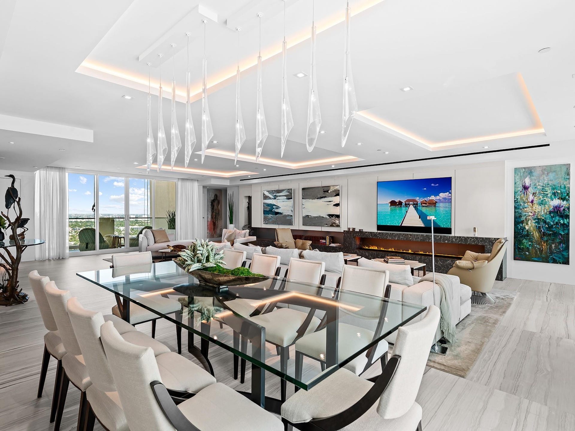 101 S Fort Lauderdale Beach Boulevard, #2905, Fort Lauderdale, FL 33316 Dining Area