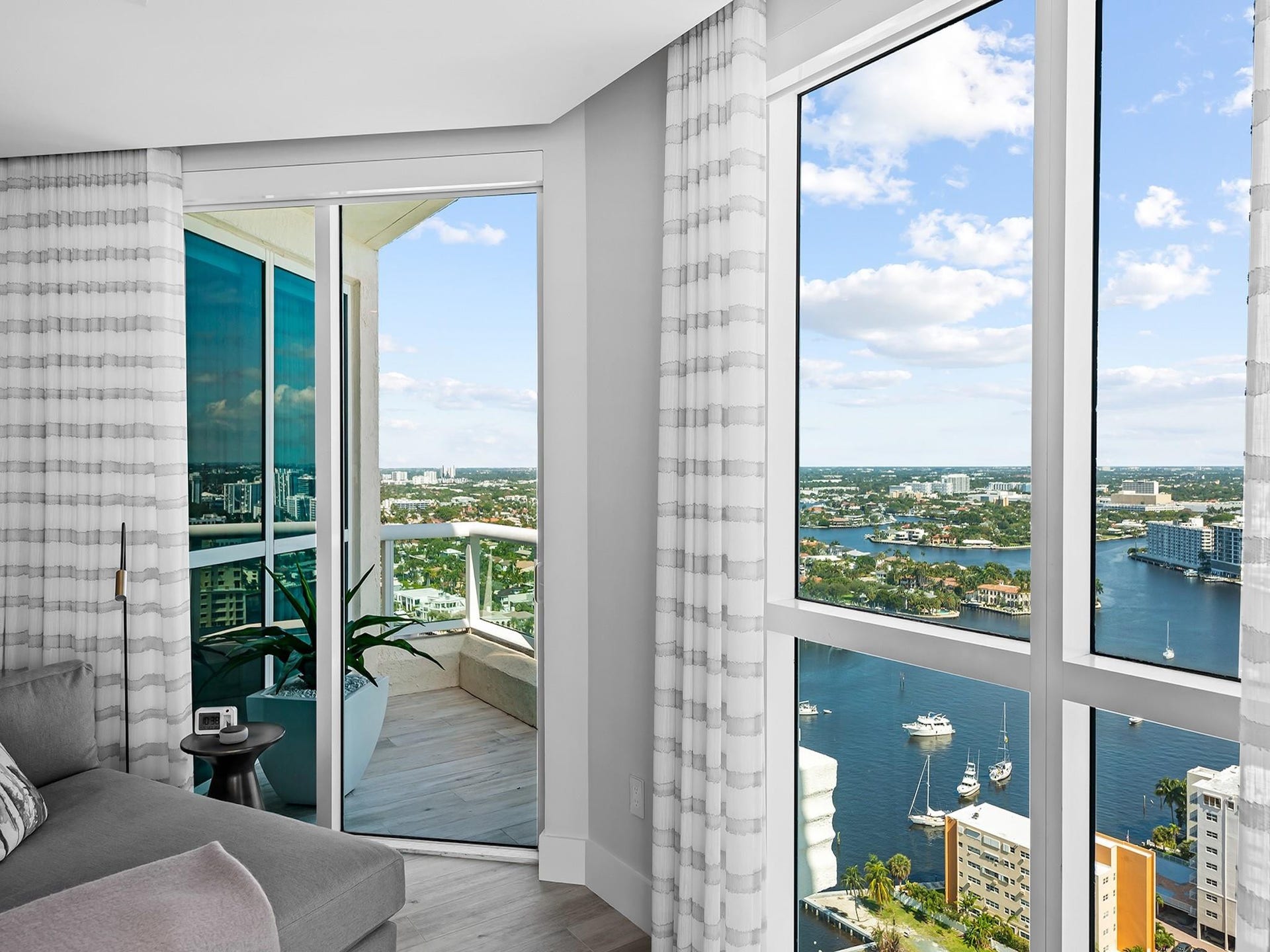 101 S Fort Lauderdale Beach Boulevard, #2905, Fort Lauderdale, FL 33316 Primary Bedroom