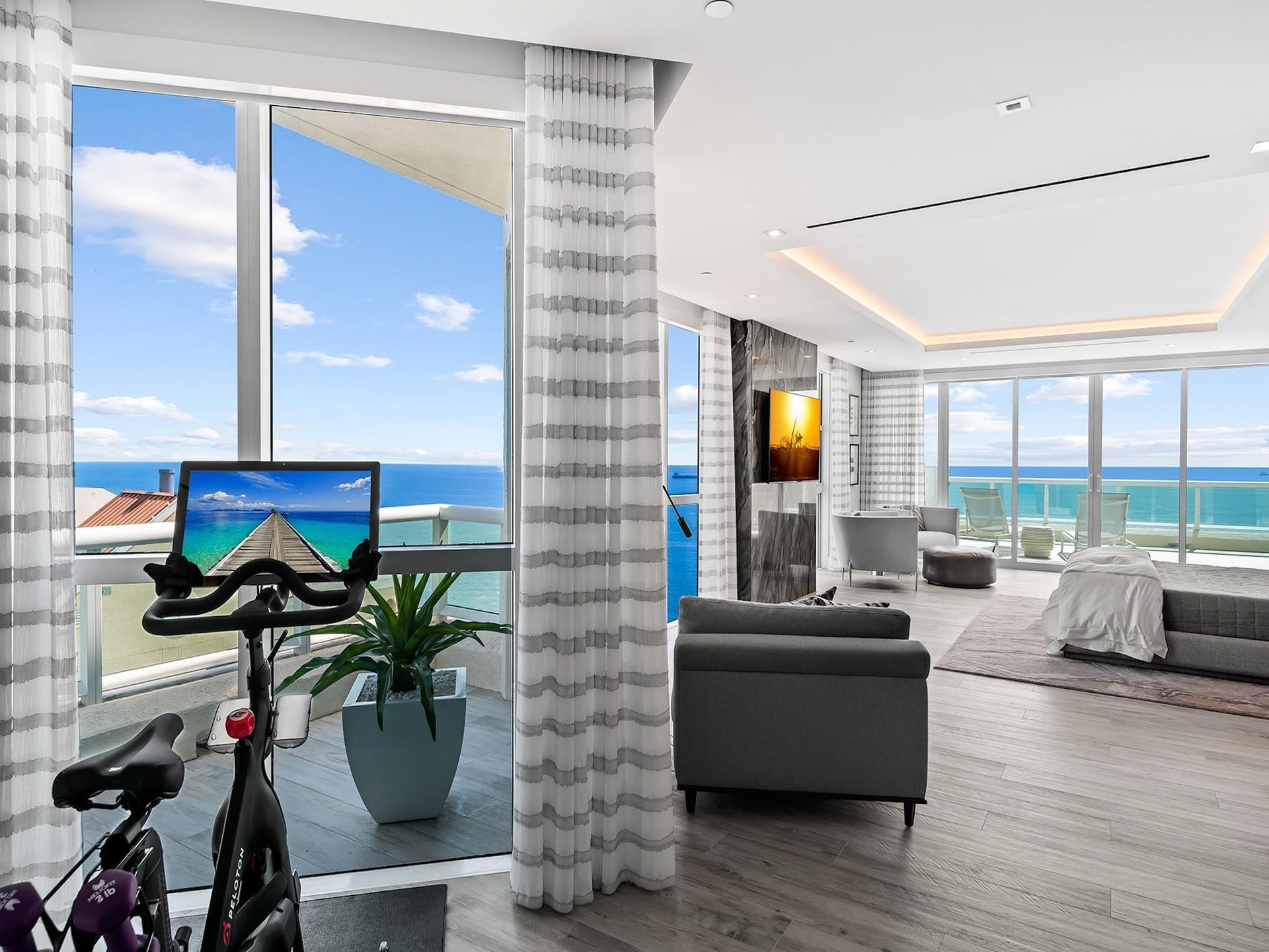101 S Fort Lauderdale Beach Boulevard, #2905, Fort Lauderdale, FL 33316 Primary Bedroom