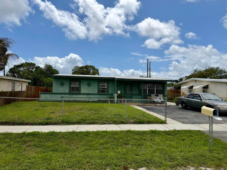 Property photo for 1004 NW 12th Street, Fort Lauderdale, FL