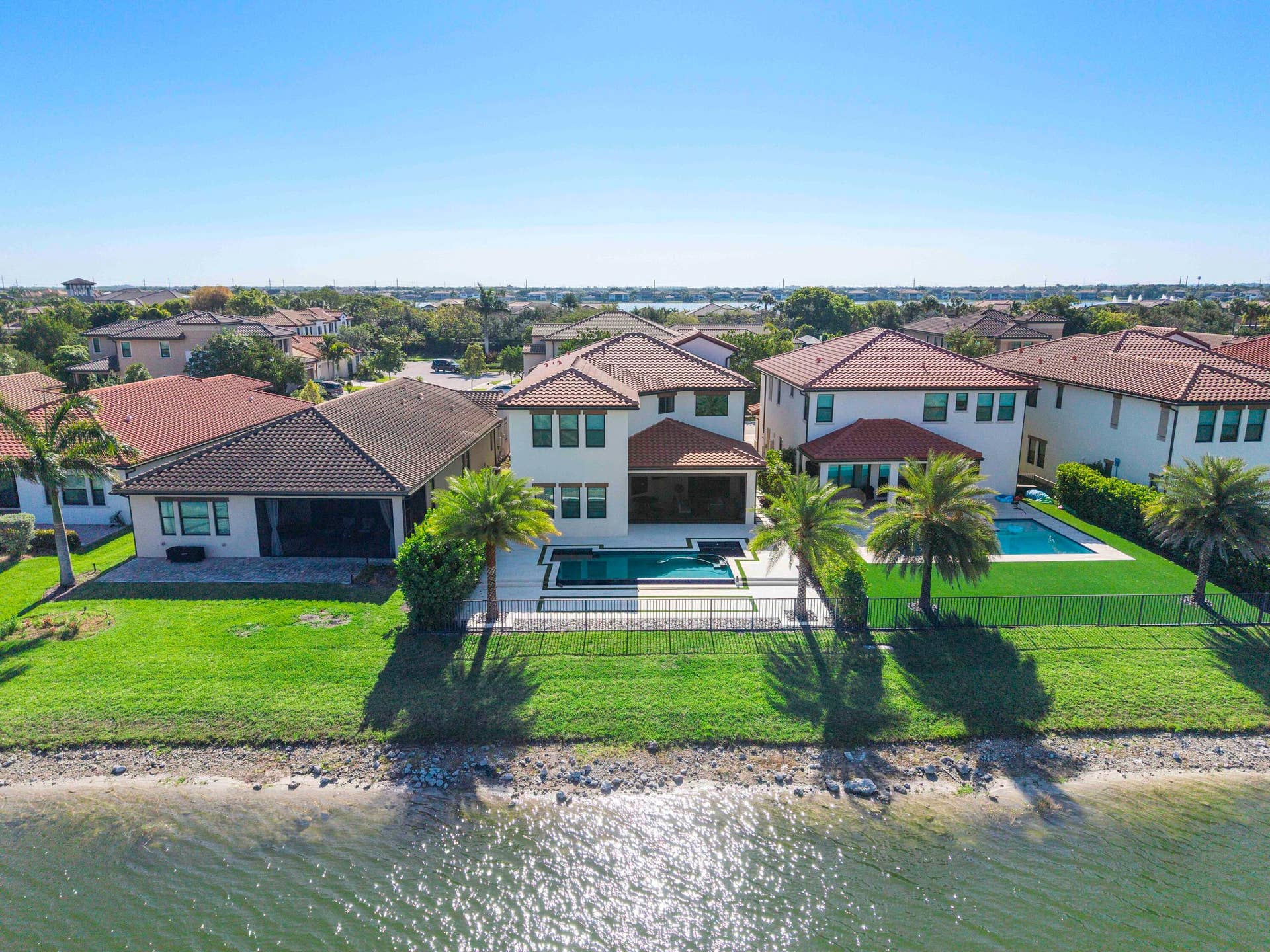 8775 E Baypoint Cir v2_011