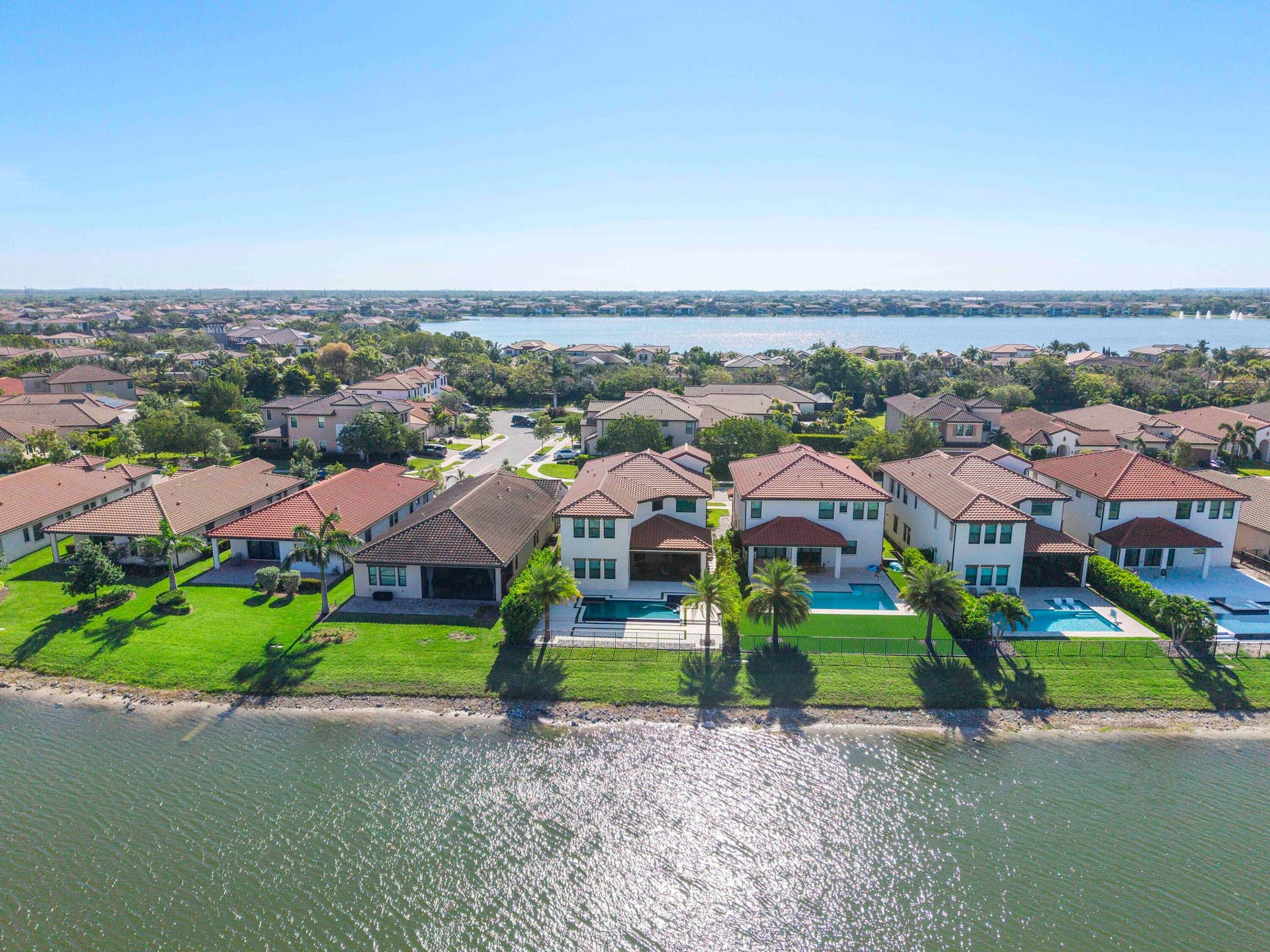 8775 E Baypoint Cir v2_010