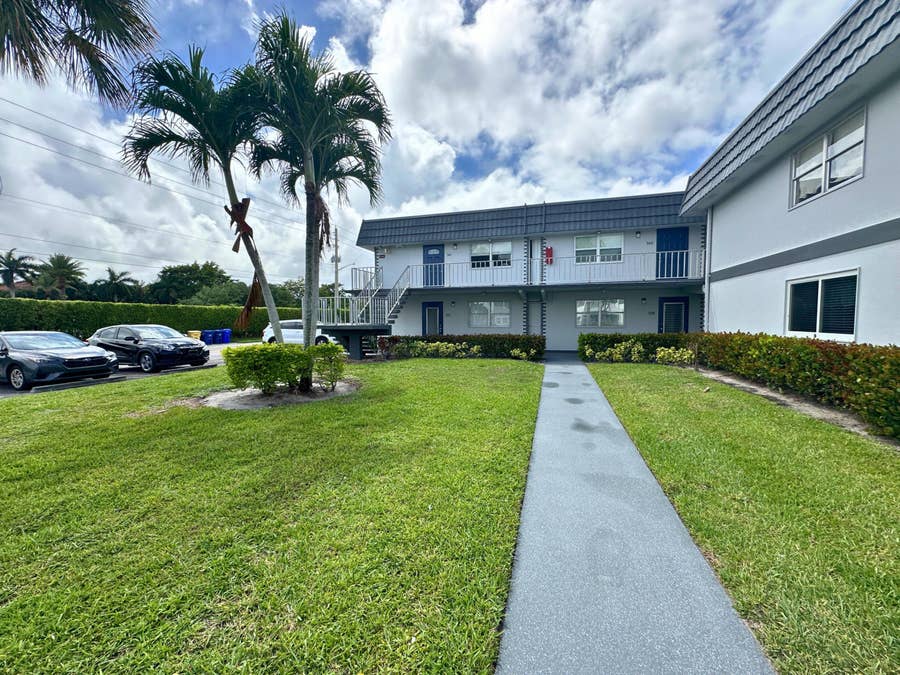 Property photo for 337 Saxony H Way, #337, Delray Beach, FL