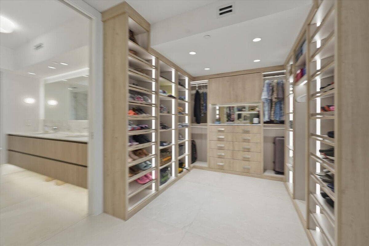 3100 N Ocean Boulevard N, #1902, Fort Lauderdale, FL 33308 custom closet