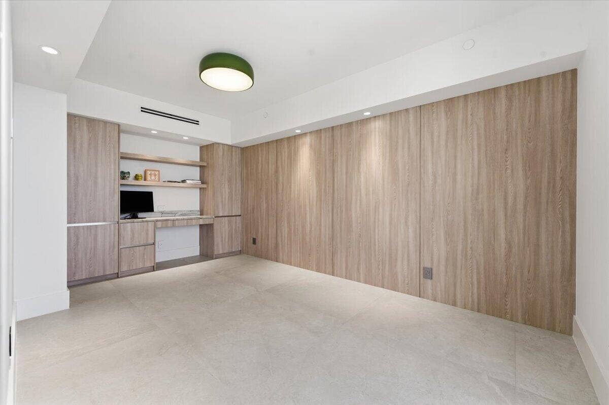 3100 N Ocean Boulevard N, #1902, Fort Lauderdale, FL 33308 3rd bedroom has built in