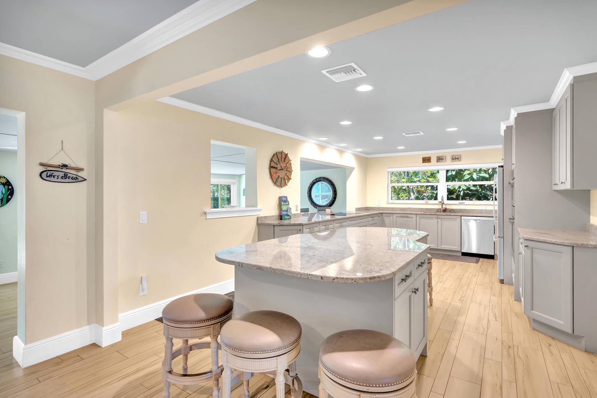 500 Gardenia Lane, Vero Beach, FL 32963 8