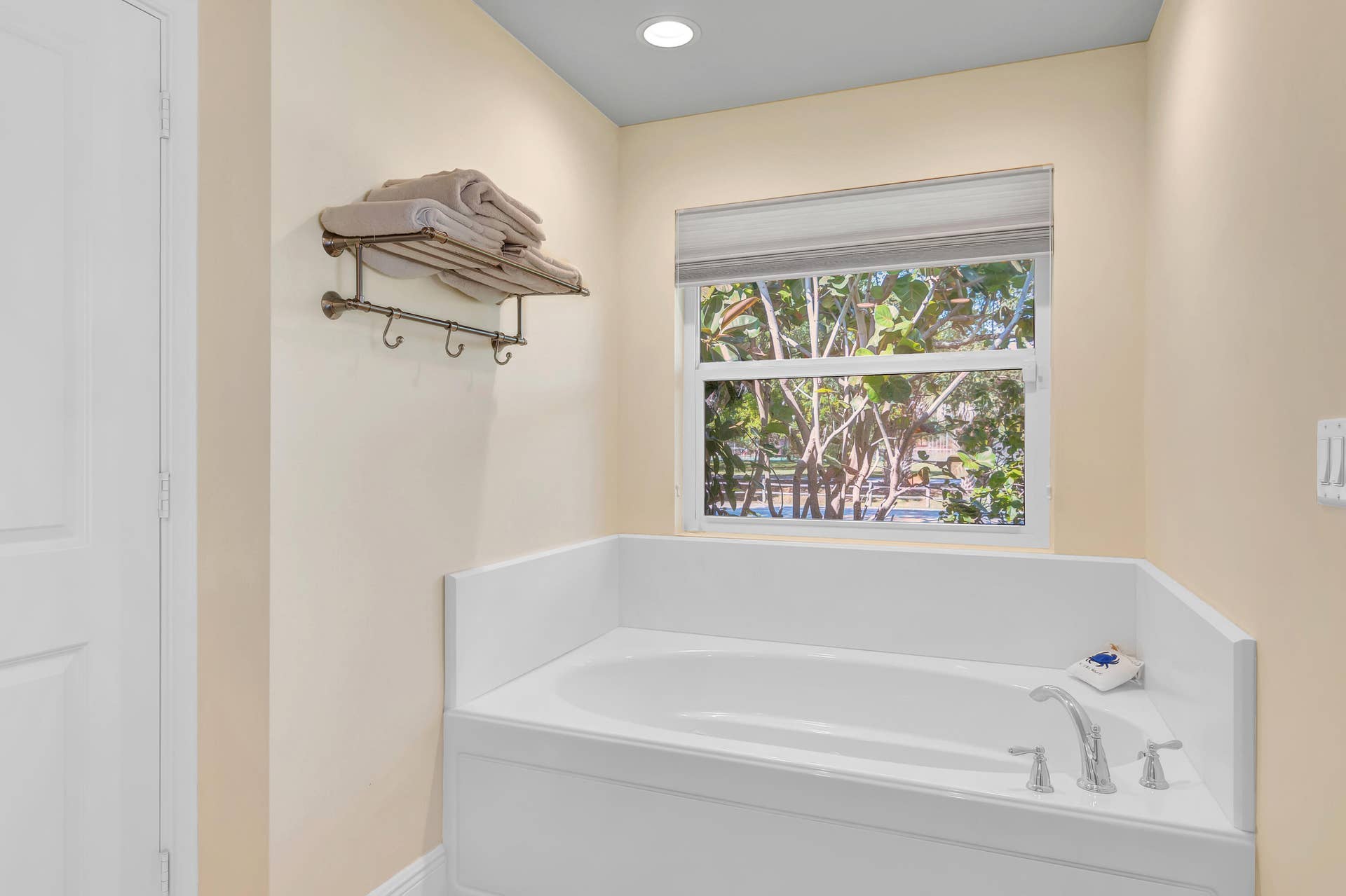 500 Gardenia Lane, Vero Beach, FL 32963 19