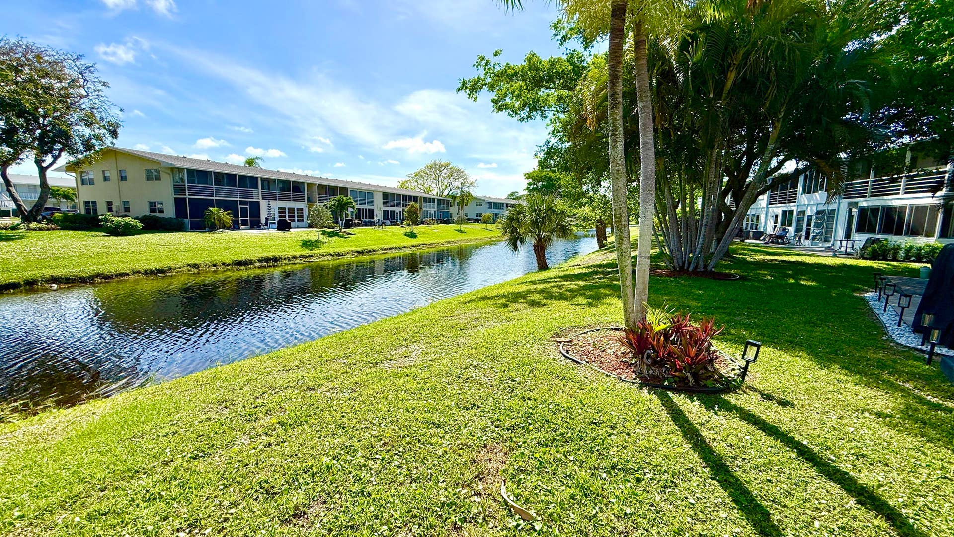 79 Lyndhurst D, Deerfield Beach, FL 33442 Rear Water View