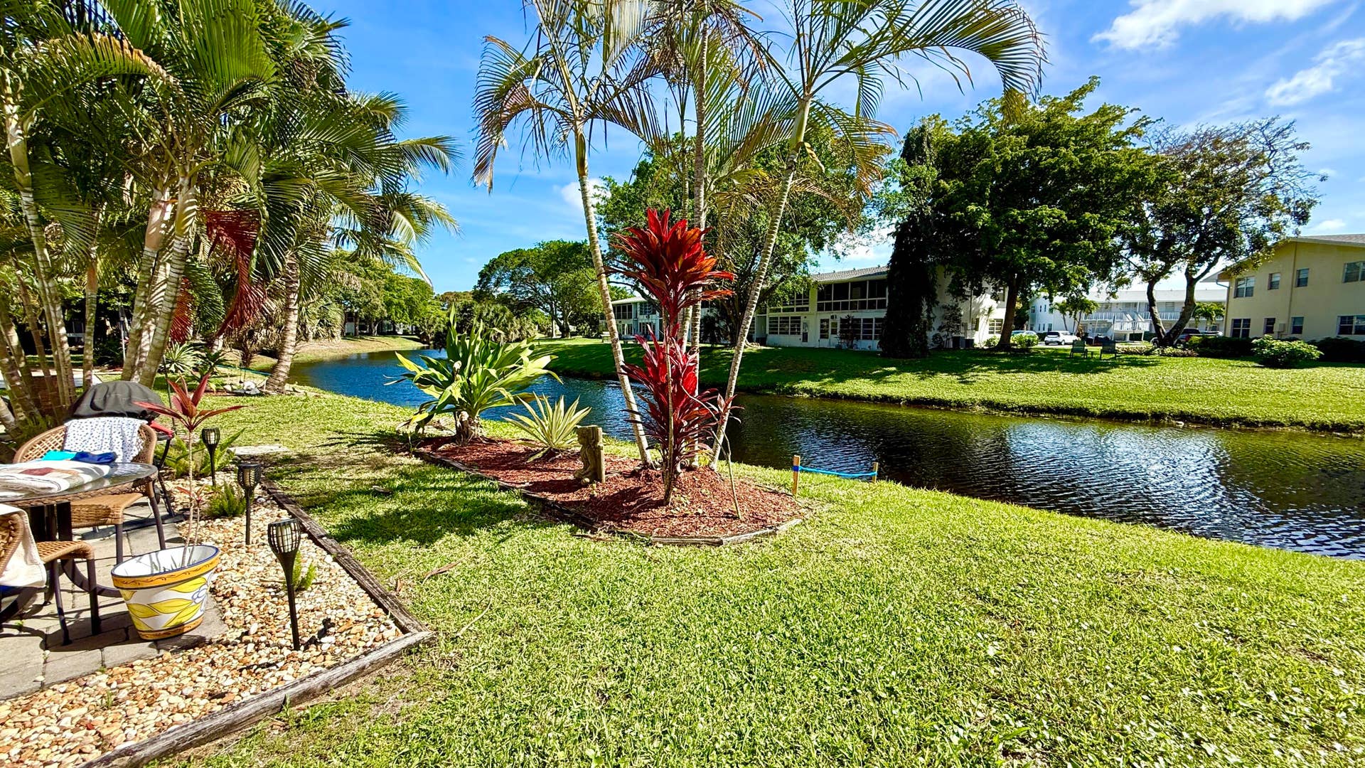 79 Lyndhurst D, Deerfield Beach, FL 33442 Rear Water View