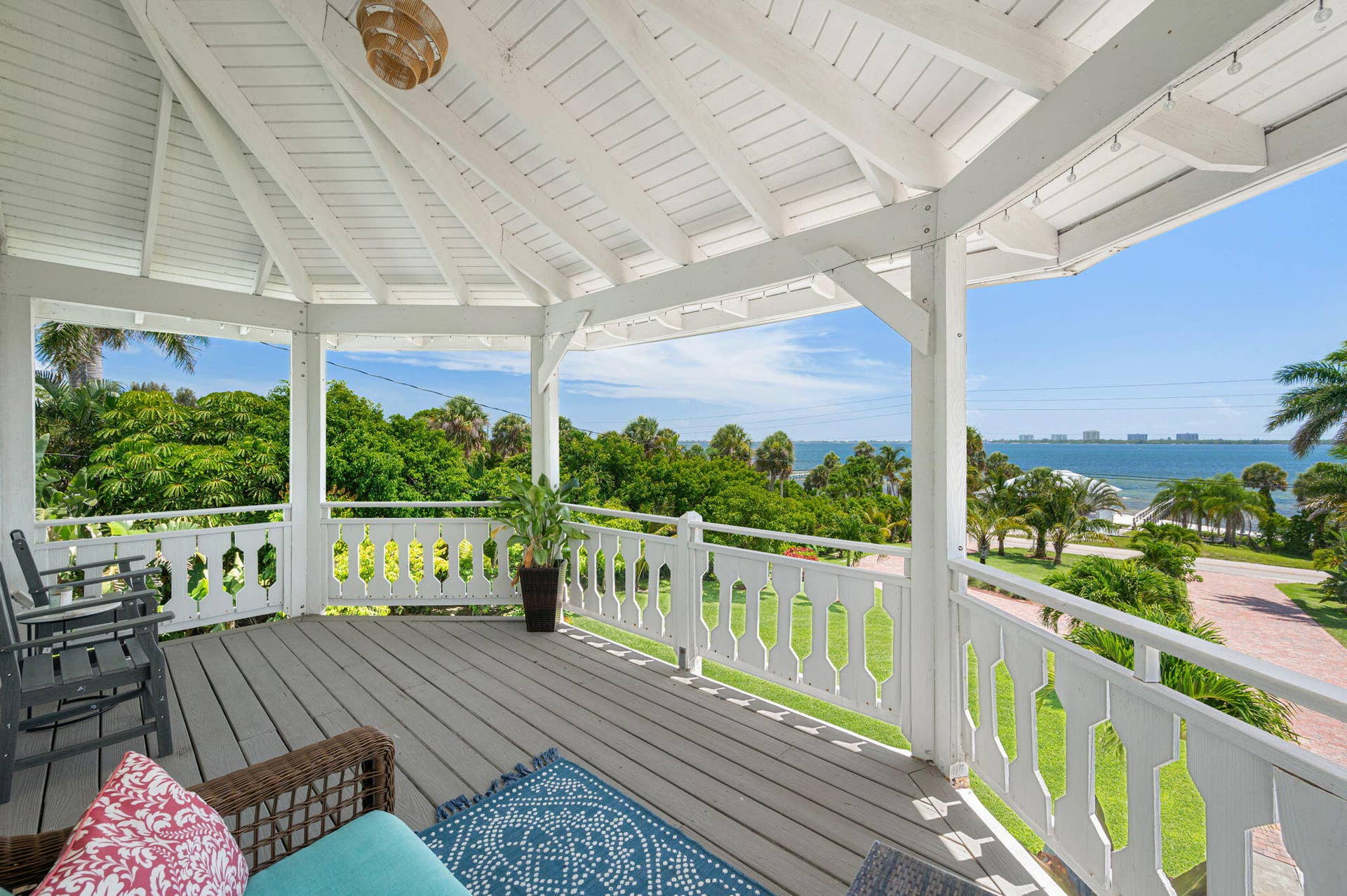 12417 S Indian River Drive, Jensen Beach, FL 34957 16-web-or-mls-12417 S Indian River Dr -
