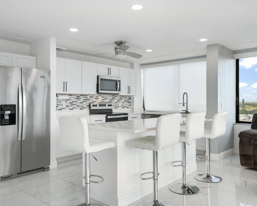 Property photo for 1500 Presidential Way, #806, West Palm Beach, FL