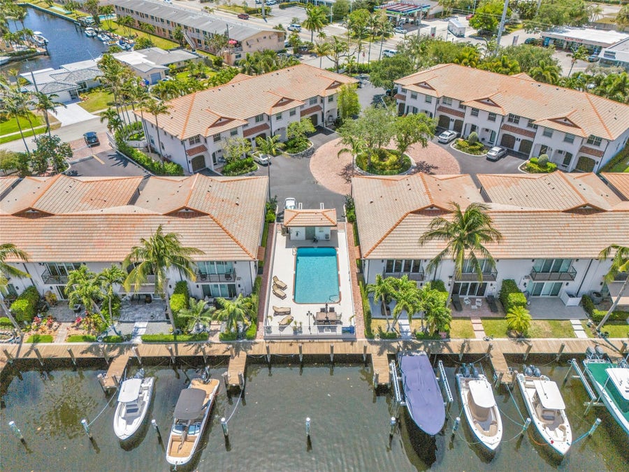 Property photo for 1327 SE 3rd Avenue, Pompano Beach, FL