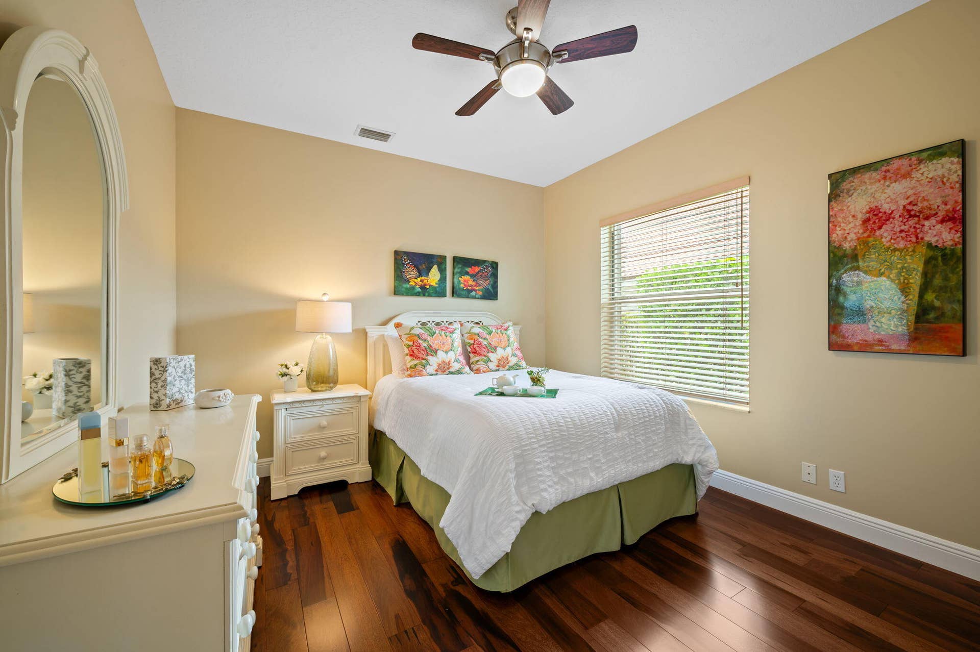 25-web-or-mls-2664-nelson-ct