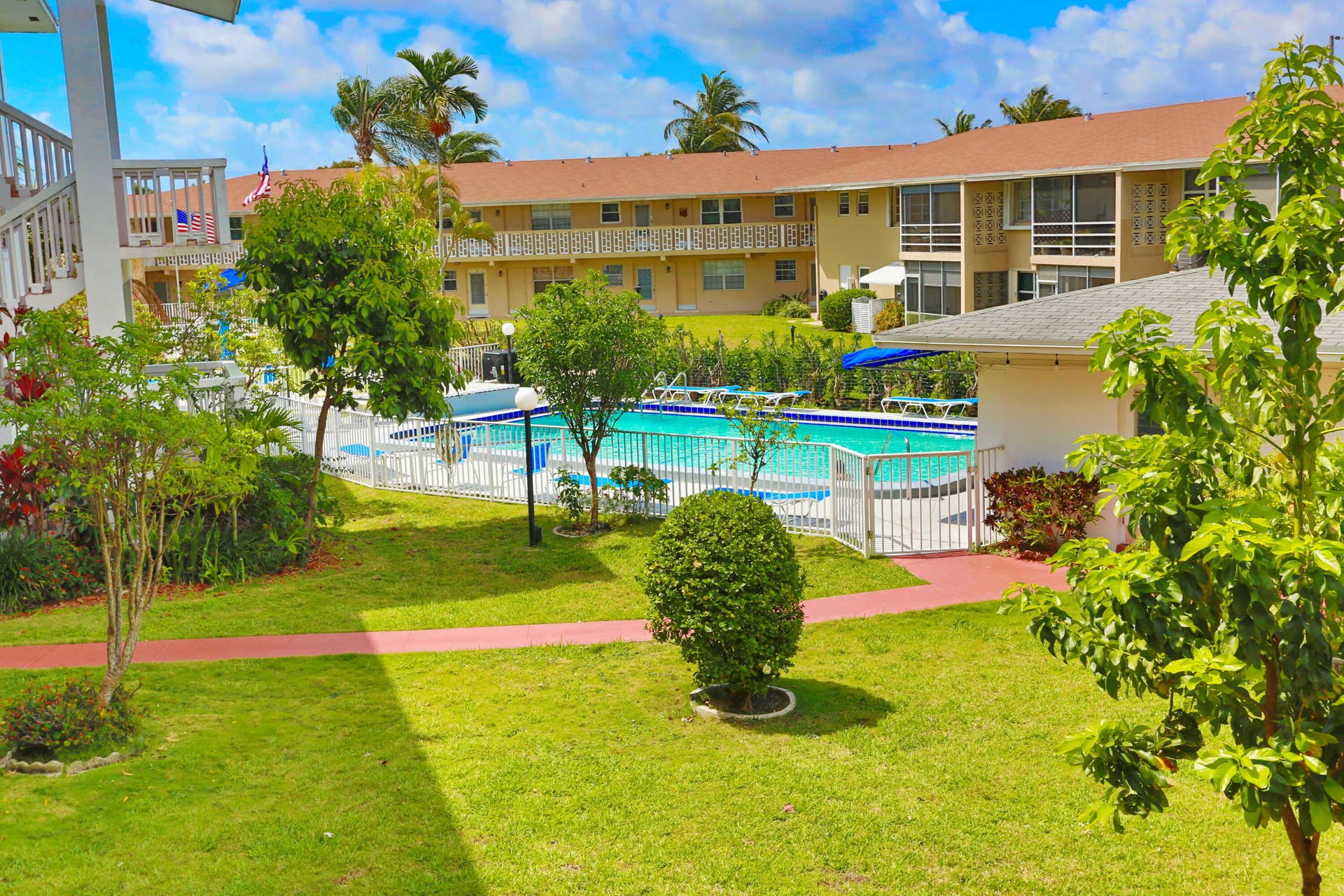 600 Pine Drive, #209, Pompano Beach, FL 33060 600 Pine Dr Apt 209 Pompano-print-027-01