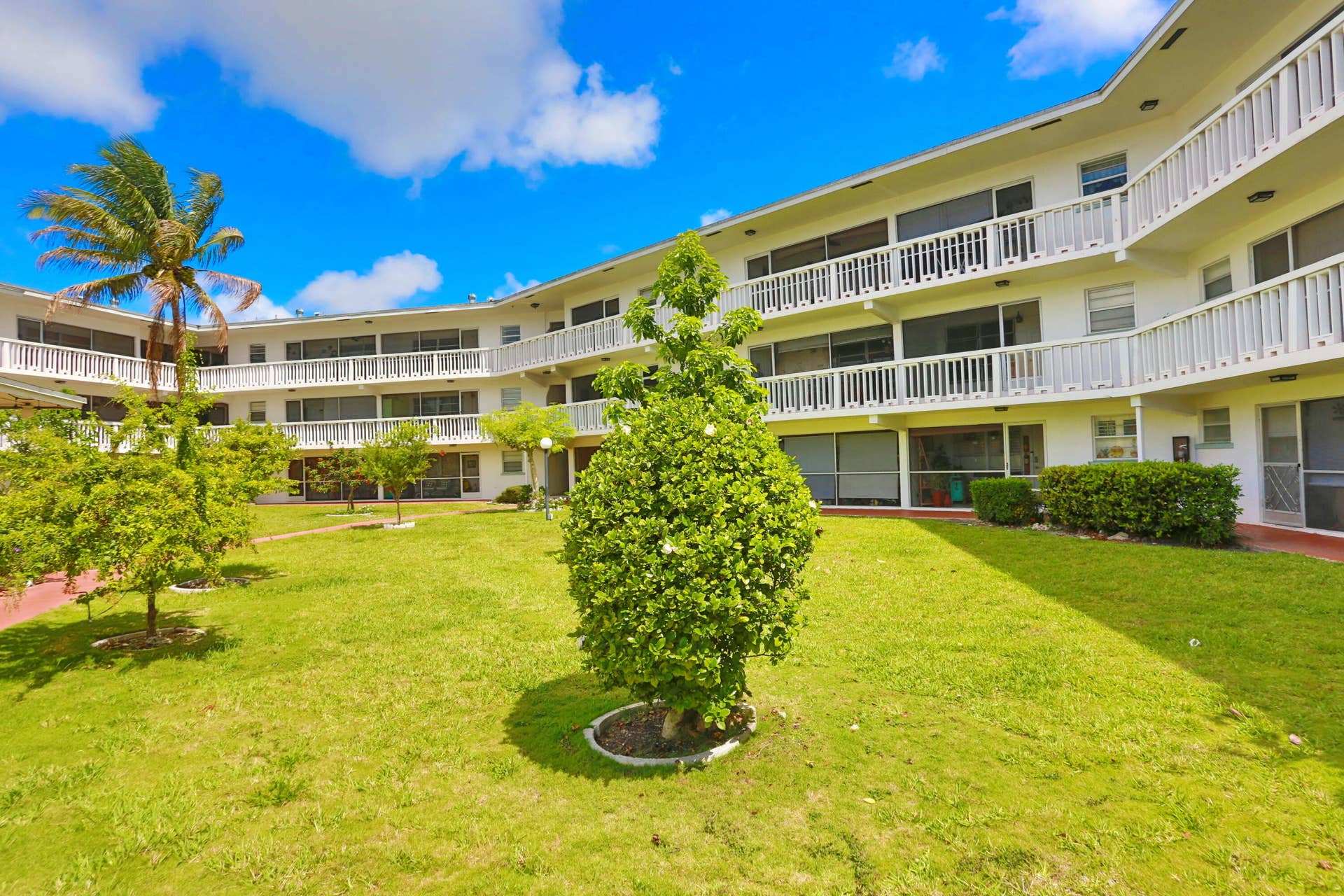 600 Pine Drive, #209, Pompano Beach, FL 33060 600 Pine Dr Apt 209 Pompano-print-007-02