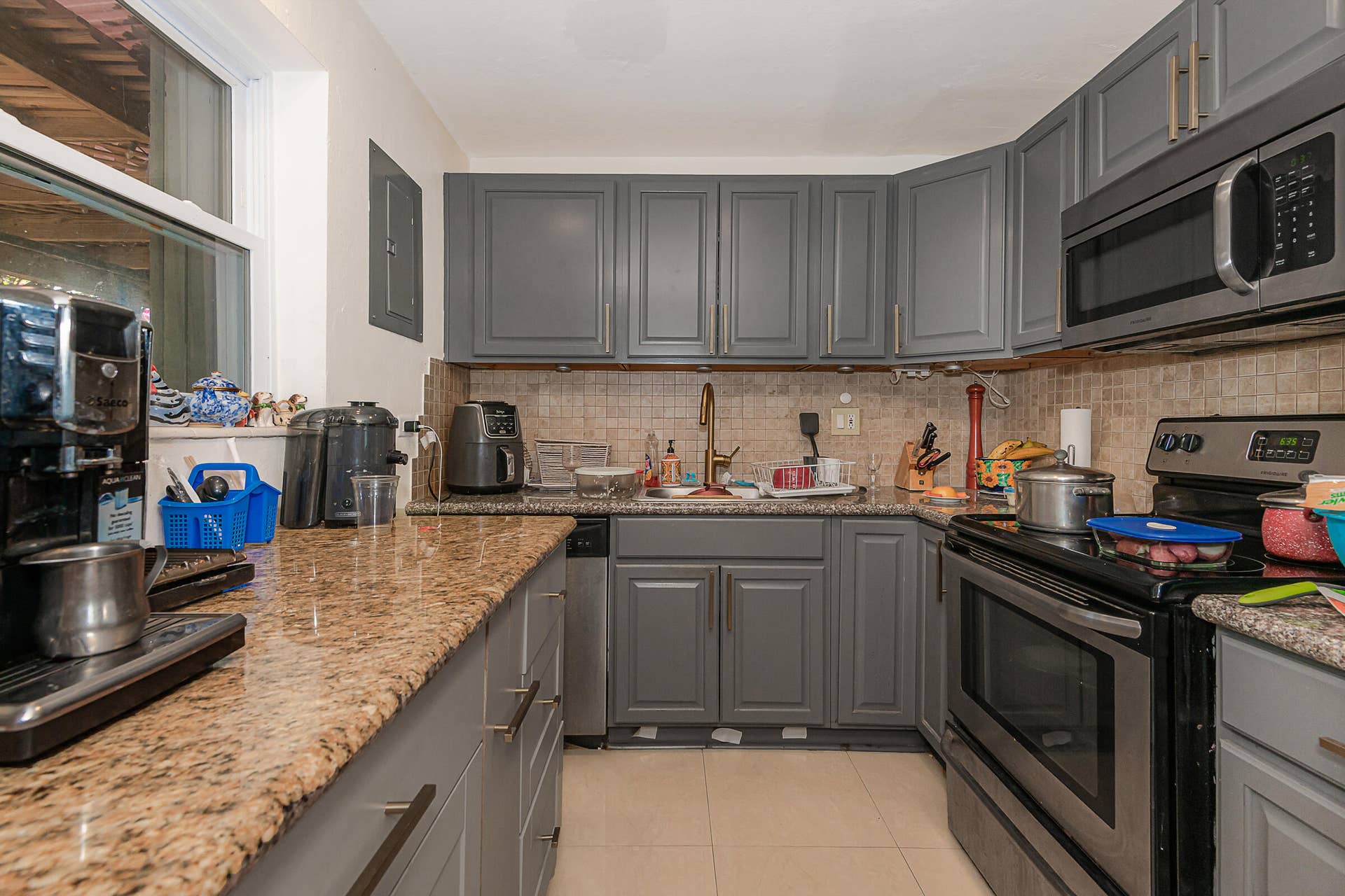 710 NE 58th Court, #0, Oakland Park, FL 33334 0-8