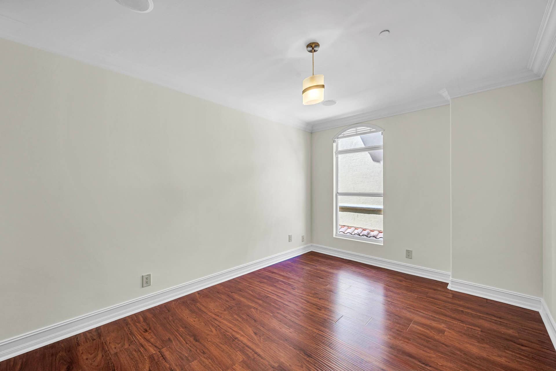903 NE 17th Way, #104, Fort Lauderdale, FL 33304 9AA89DD8-ECE6-418E-8ED9-D8A4BD1DFD5B_1_2