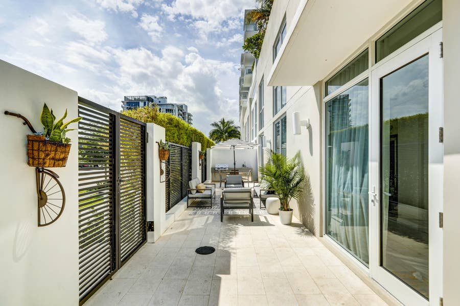 Property photo for 401 N Birch Road, #Th3, Fort Lauderdale, FL