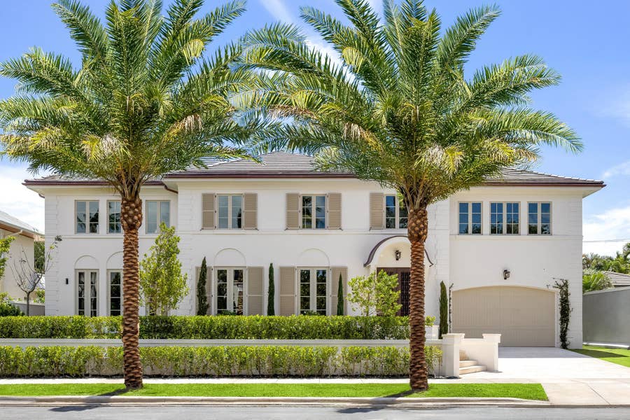 Property photo for 122 Bloomfield Drive, West Palm Beach, FL