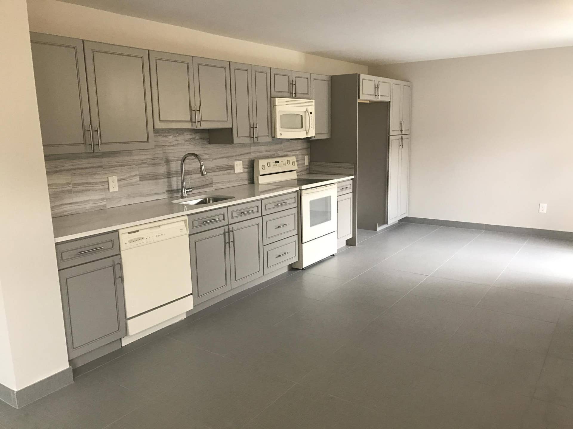 142 SW 8th Avenue, #Apt D, Delray Beach, FL 33444 IMG_8279