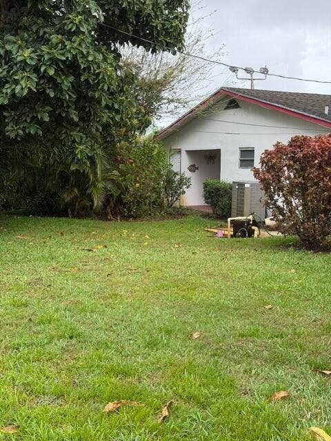 1556backyard