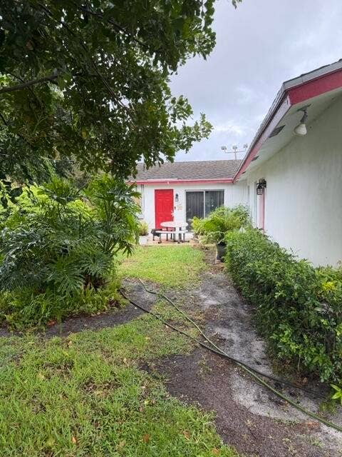 1556patio