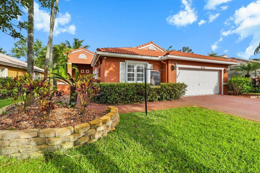 Property photo for 363 SW 161st Avenue, Pembroke Pines, FL