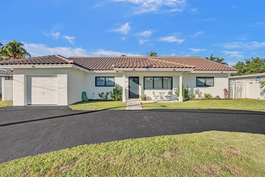 Property photo for 1107 SE 13th Court, Deerfield Beach, FL