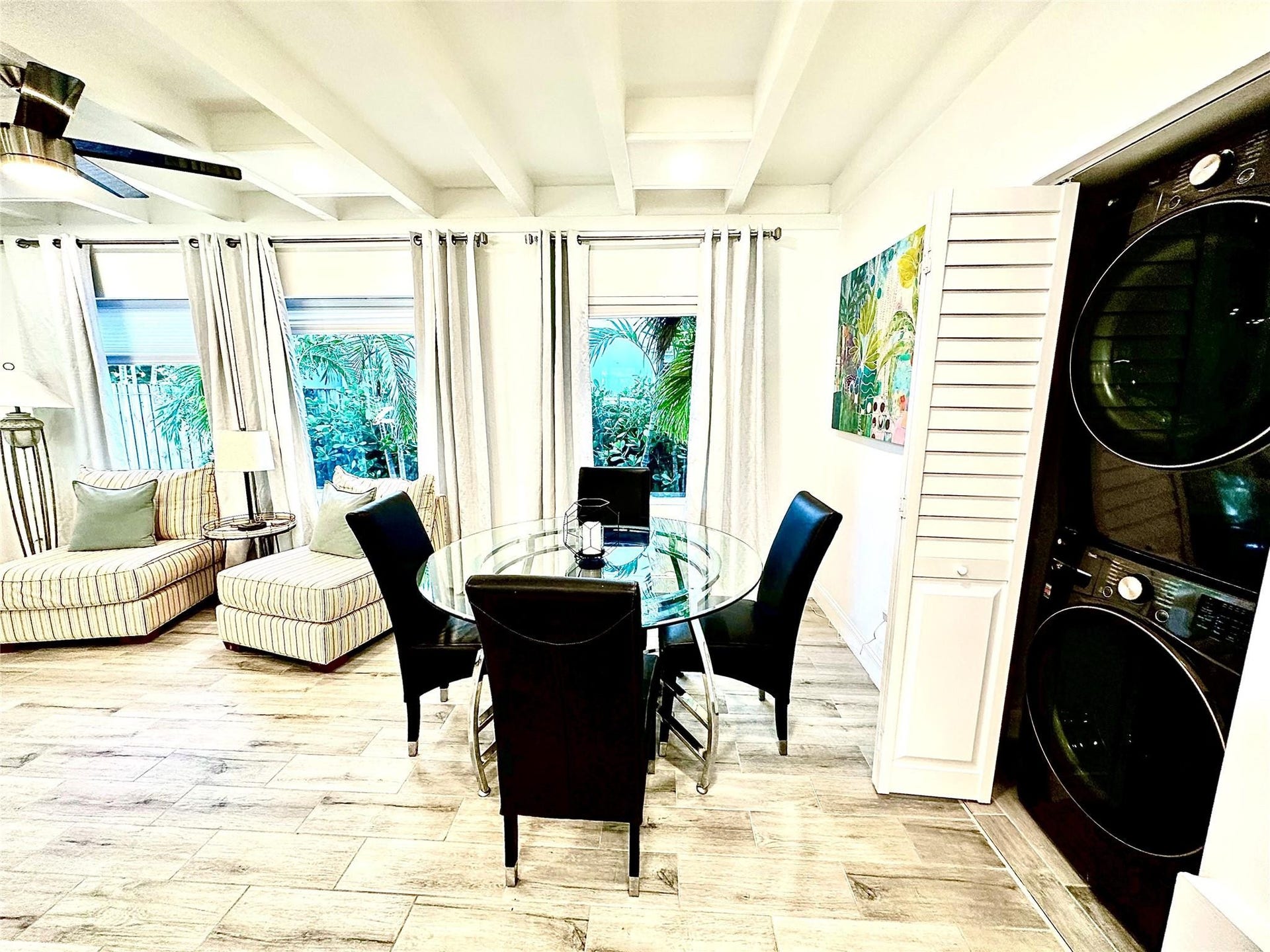 1742 NE 7th Street, Fort Lauderdale, FL 33304 Dining area of main house