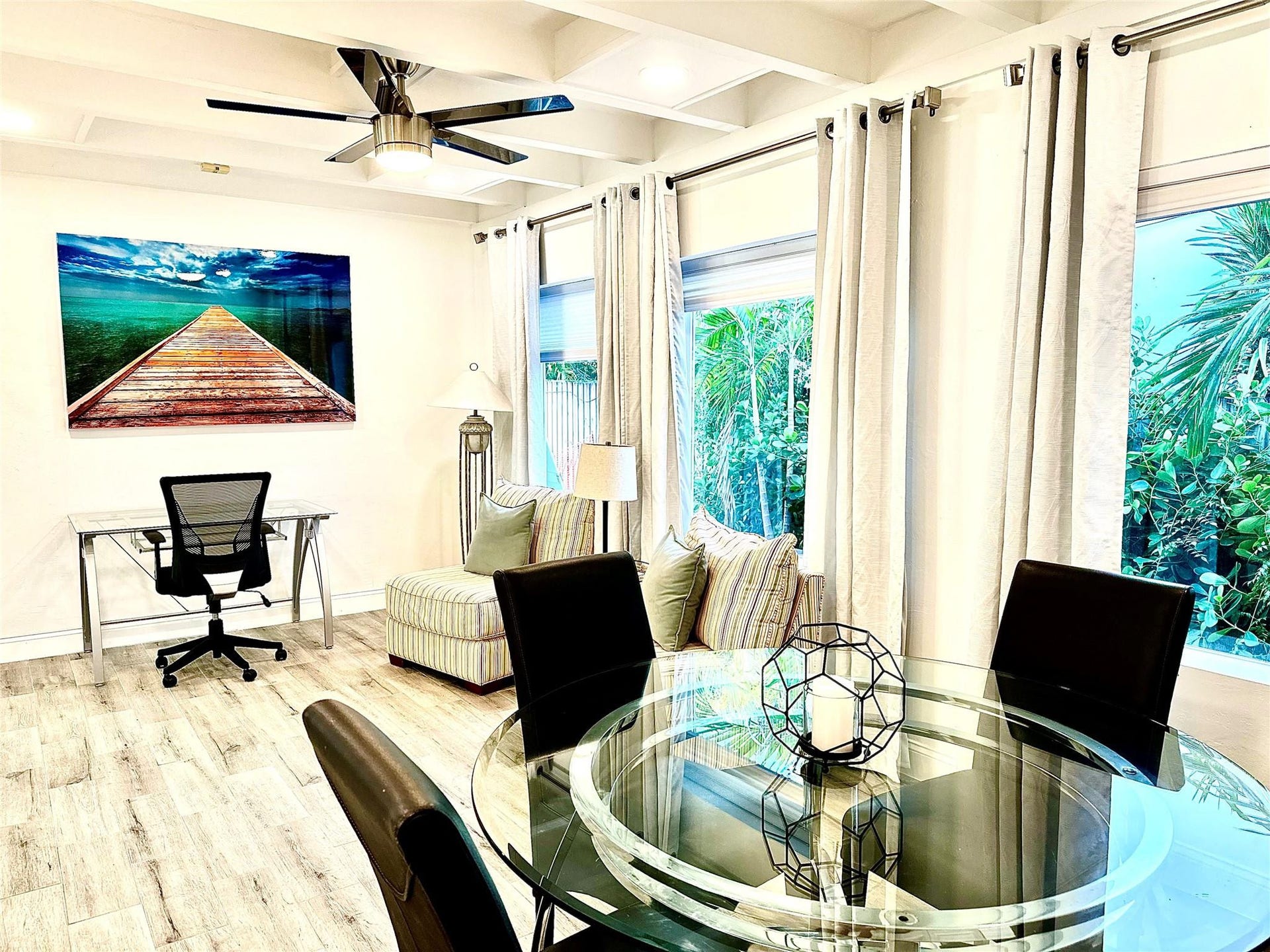 1742 NE 7th Street, Fort Lauderdale, FL 33304 Dining area of main house