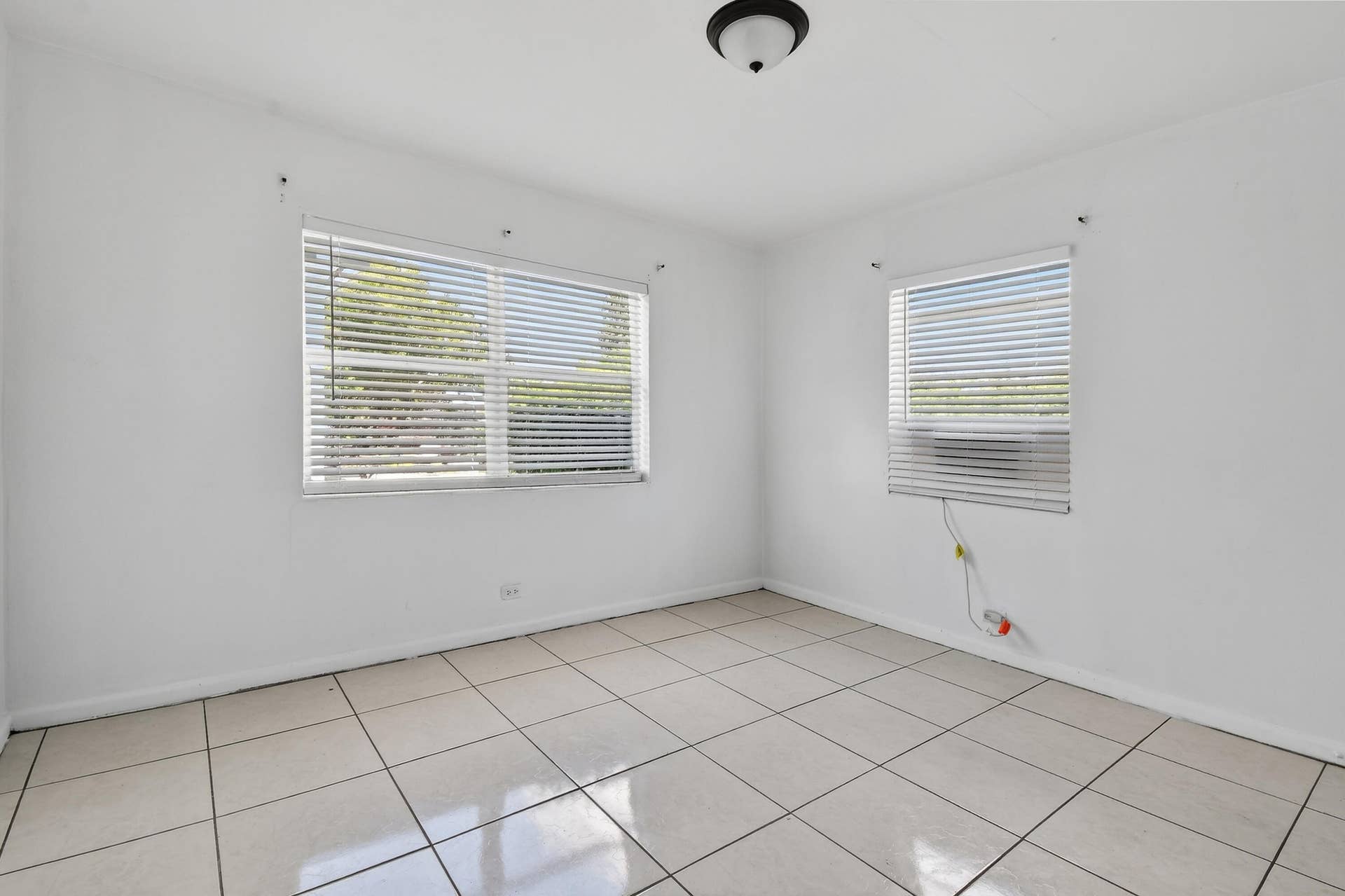 1172W34thSt#2(15)