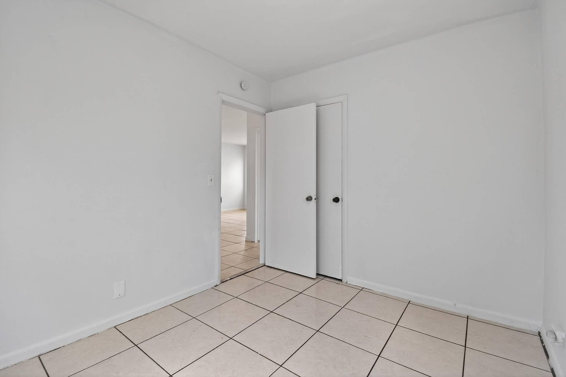 1172W34thSt#2(20)