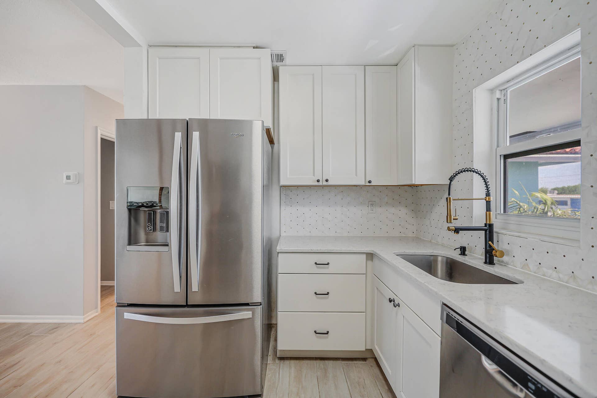 2829 NE 30th St -10