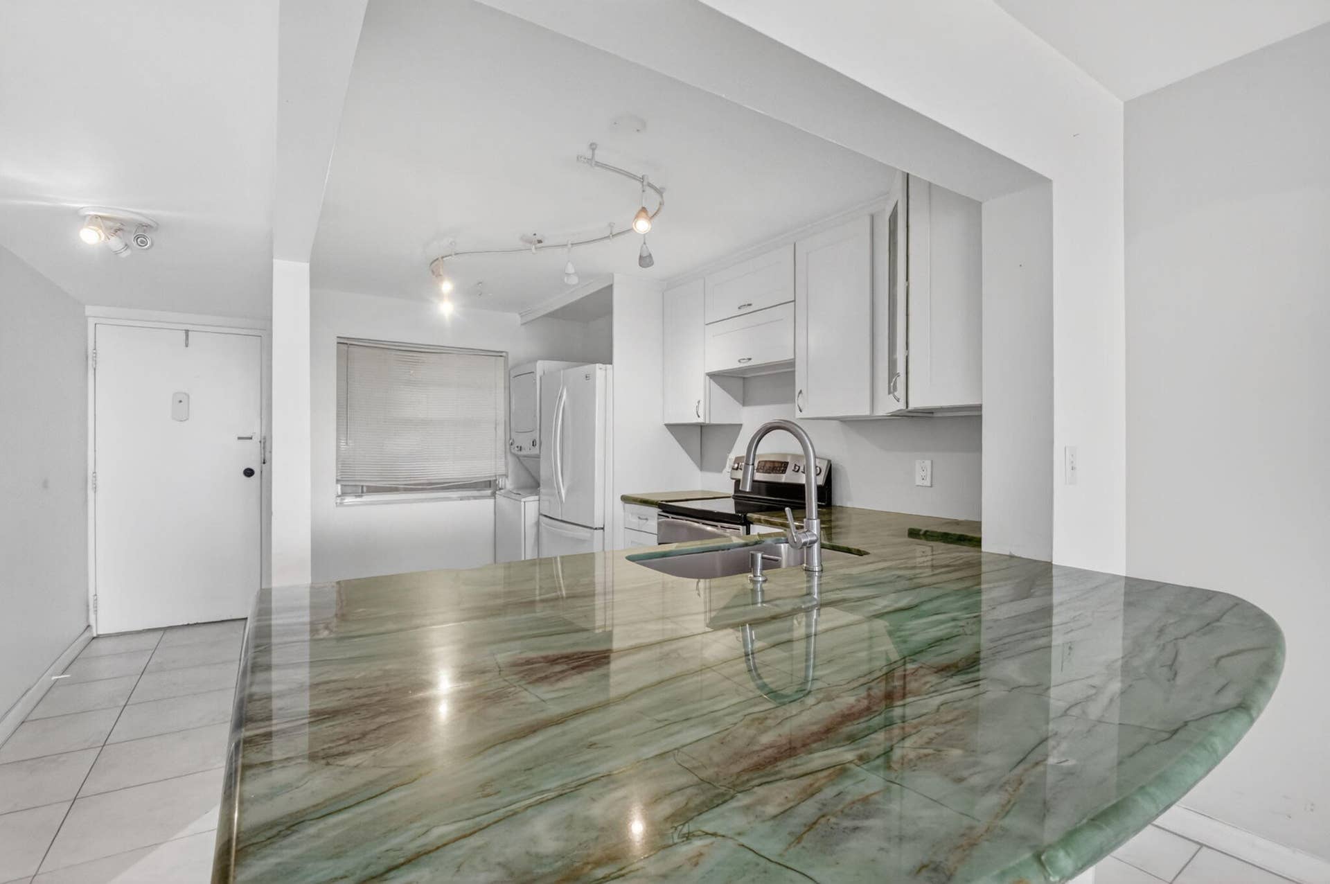 3581 S Ocean Boulevard, #3c, South Palm Beach, FL 33480 15-web-or-mls-DSC_8743