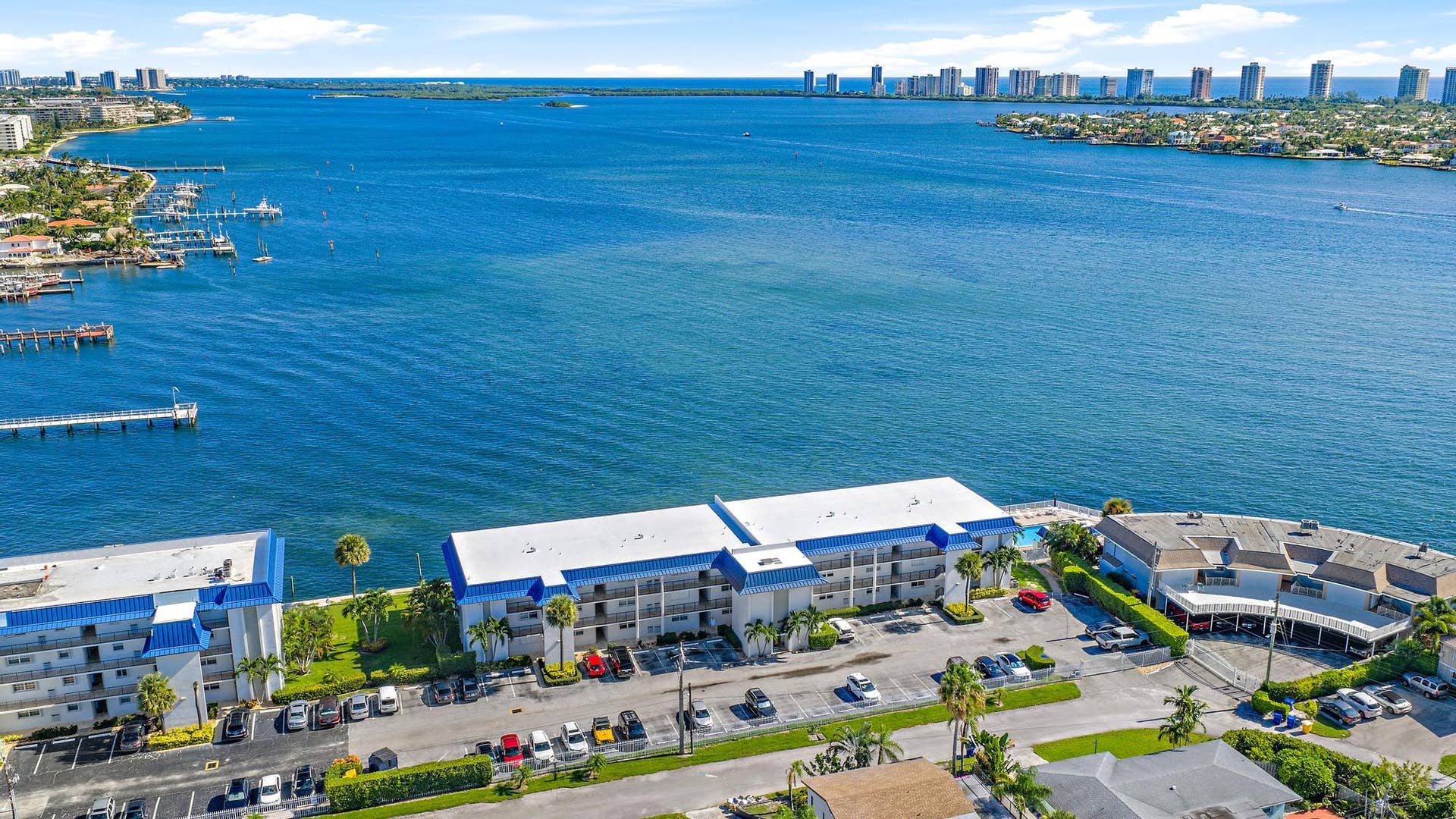 400 Wilma Circle, #108, Riviera Beach, FL 33404 Waterfront Building
