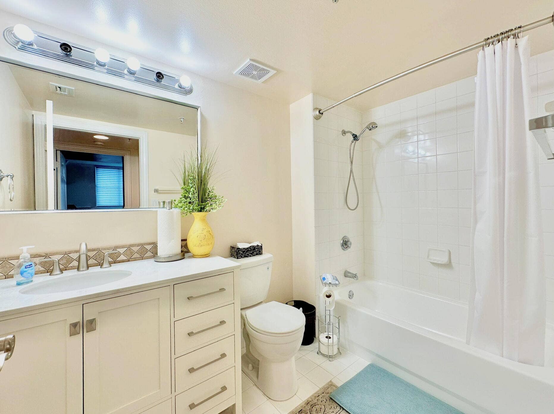 3020 NE 32nd Avenue, #1003, Fort Lauderdale, Fort Lauderdale, FL 33308 IMG_1373