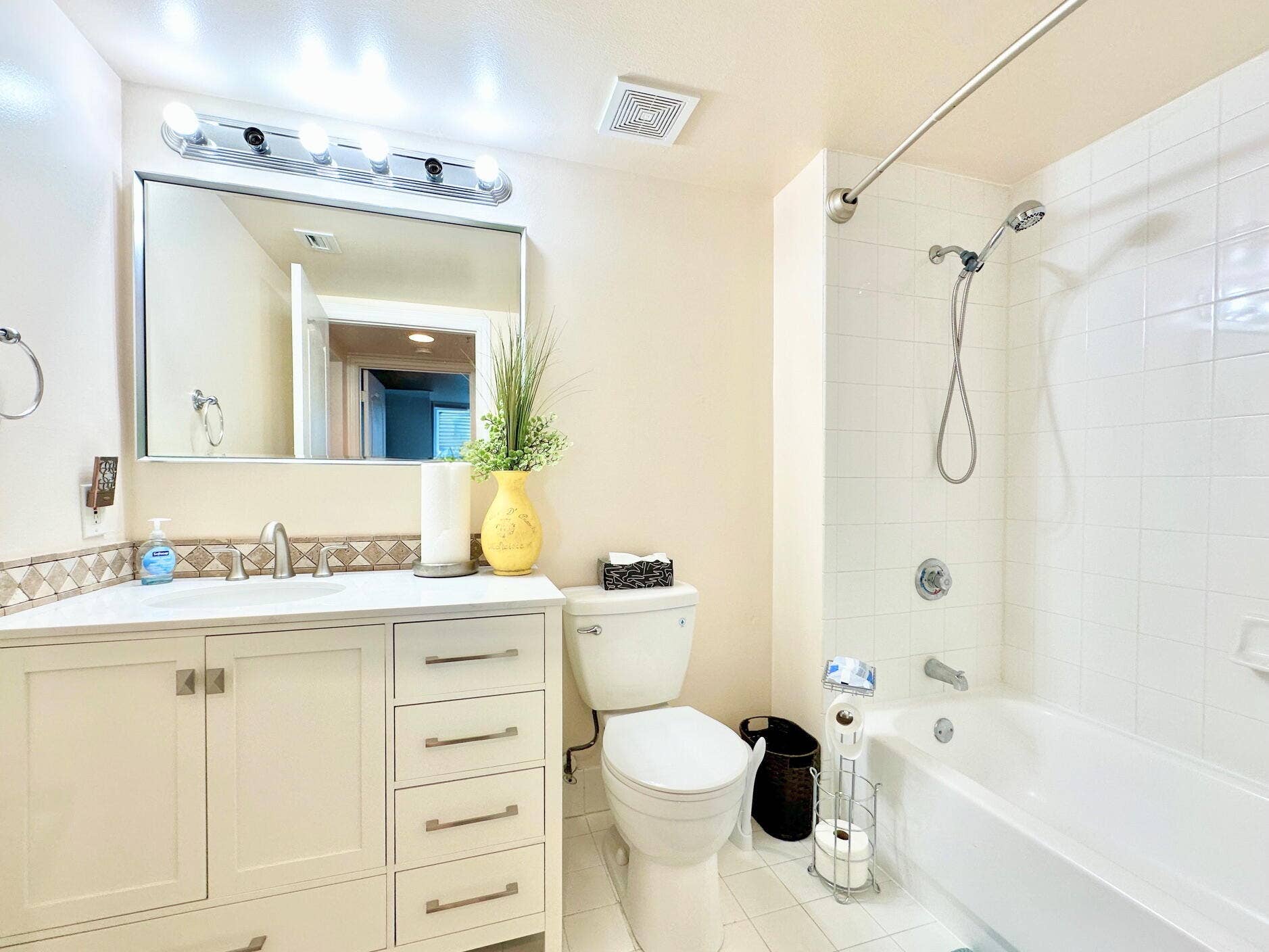 3020 NE 32nd Avenue, #1003, Fort Lauderdale, Fort Lauderdale, FL 33308 IMG_1375