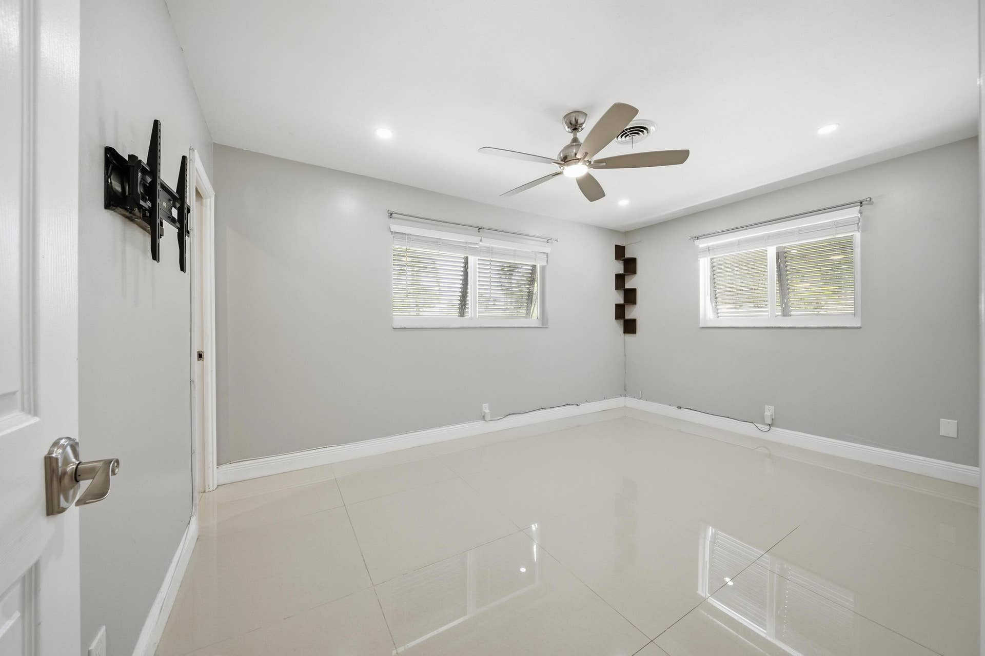 5031 NE 23rd Terrace, Lighthouse Point, Lighthouse Point, FL 33064 _326122859