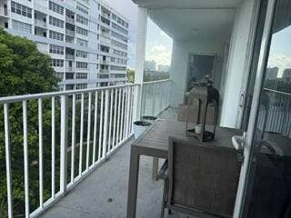 1170 N Federal Highway, #604, Fort Lauderdale, FL 33304 IMG_3814