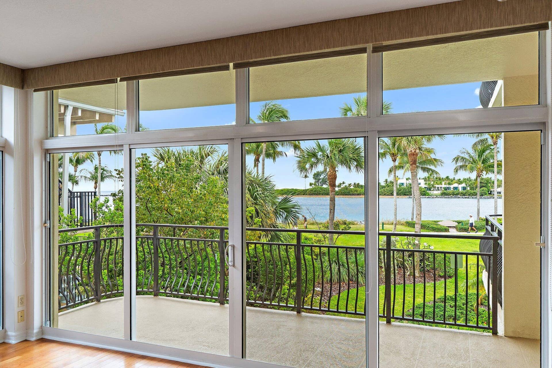 314 Inlet Way, #101, Palm Beach Shores, FL 33404 out balcony