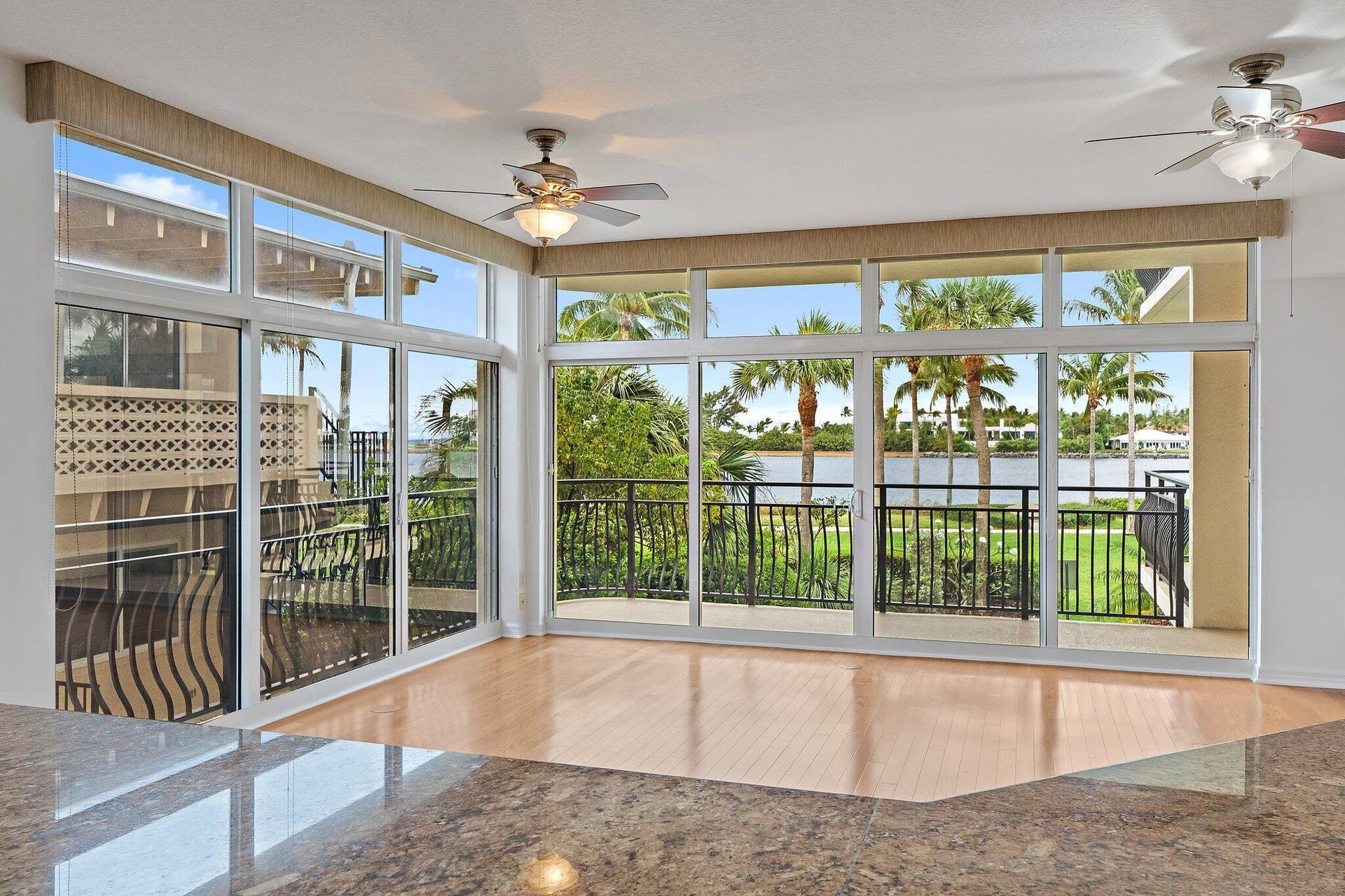 314 Inlet Way, #101, Palm Beach Shores, FL 33404 038-314InletWay-101-PalmBeachShores